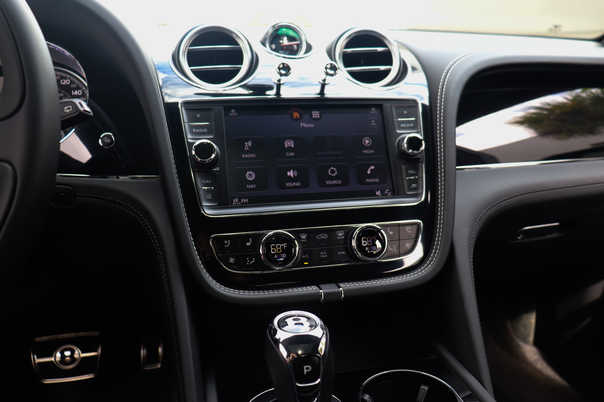 Used-2019-Bentley-Bentayga-V8