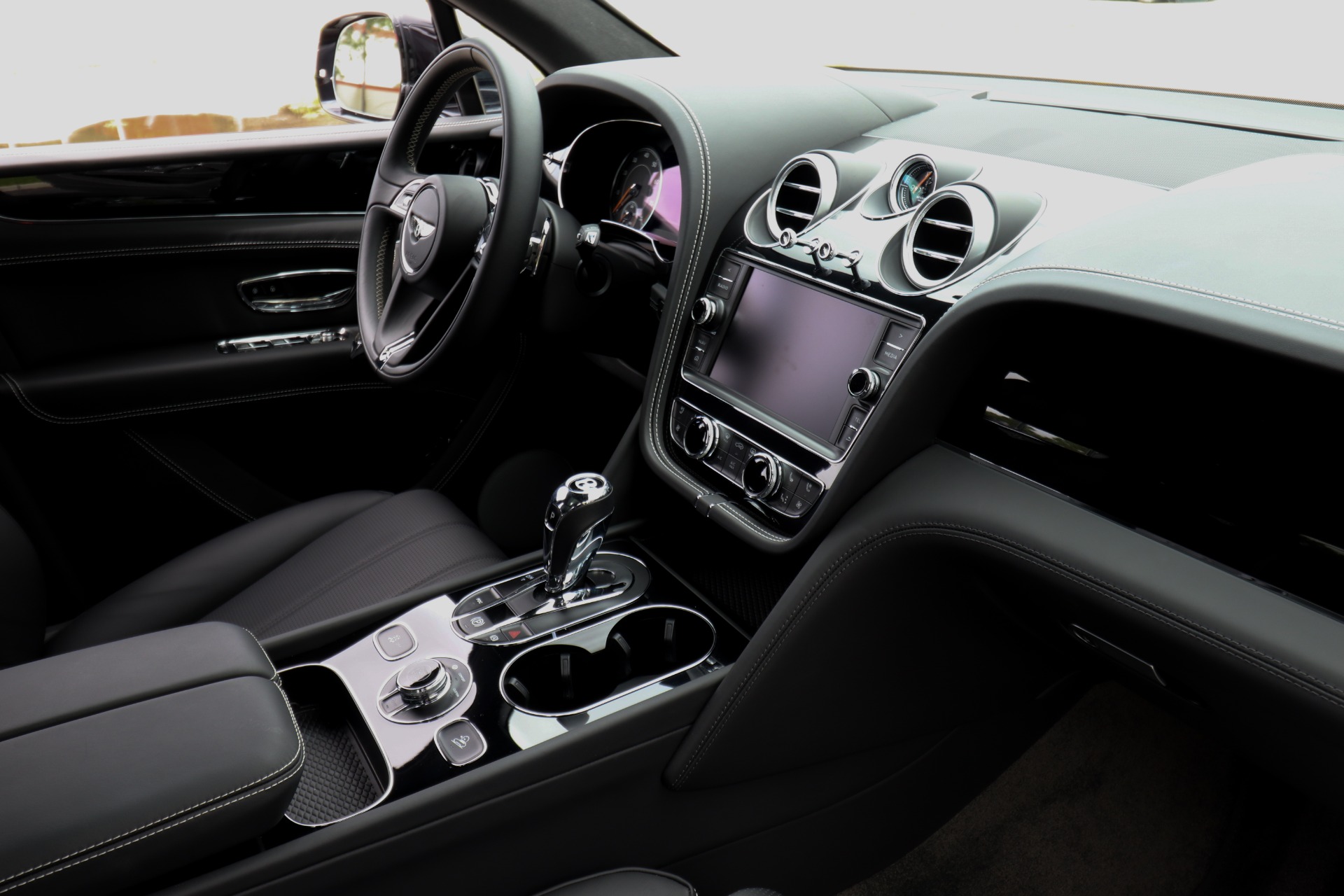 Used-2019-Bentley-Bentayga-V8