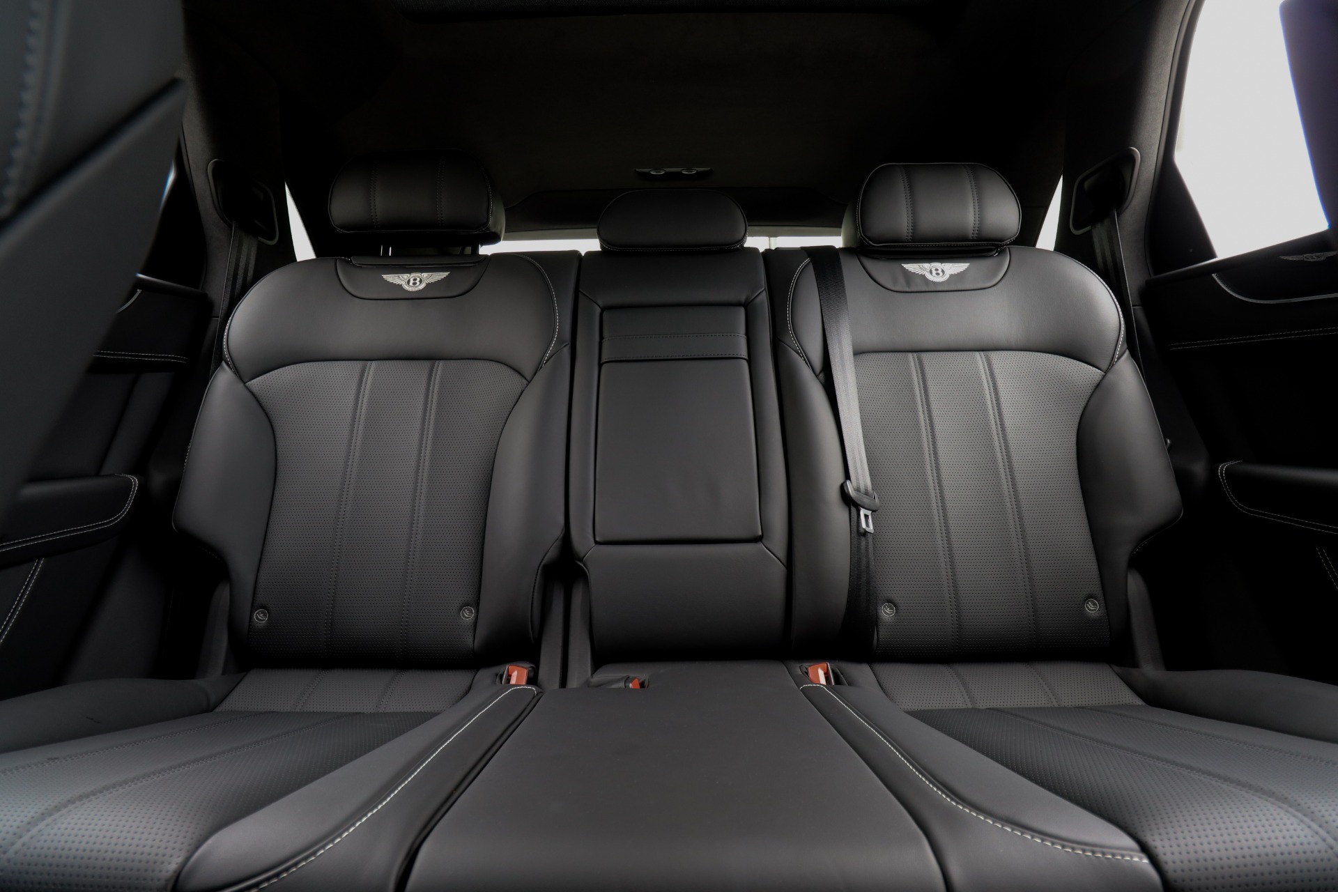 Used-2019-Bentley-Bentayga-V8