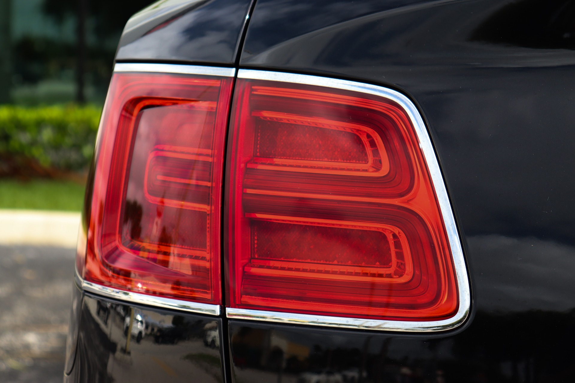 Used-2019-Bentley-Bentayga-V8