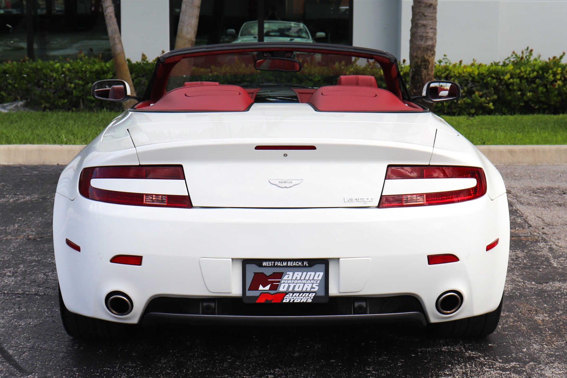 Used-2008-Aston-Martin-V8-Vantage-Roadster