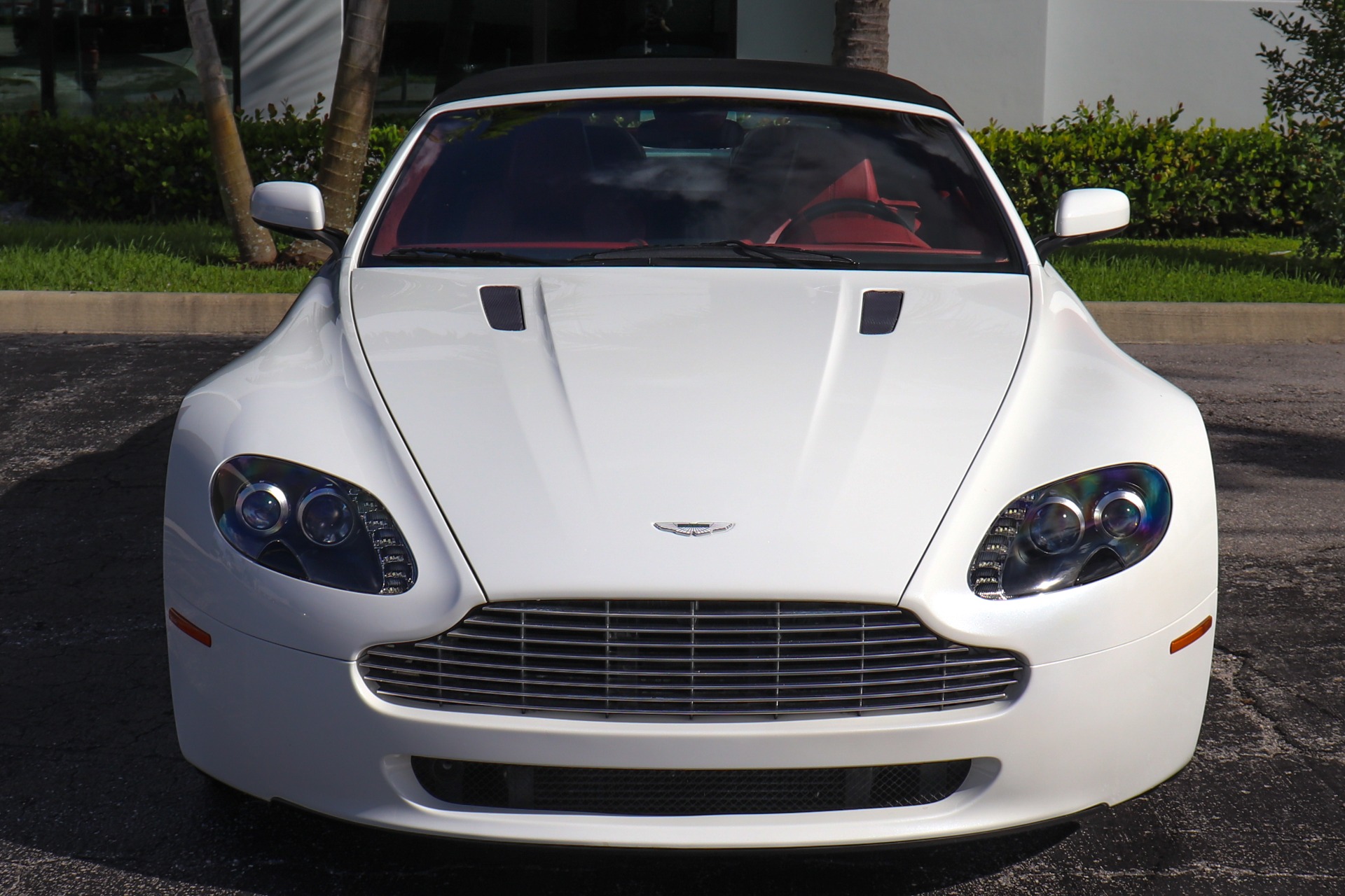 Used-2008-Aston-Martin-V8-Vantage-Roadster