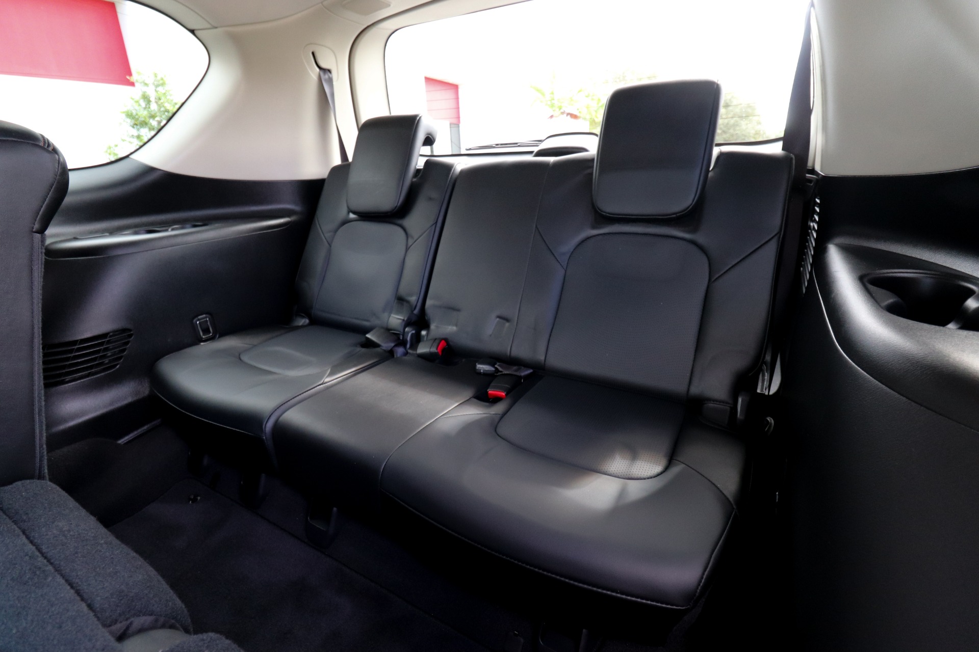 Used-2017-Nissan-Armada-Platinum