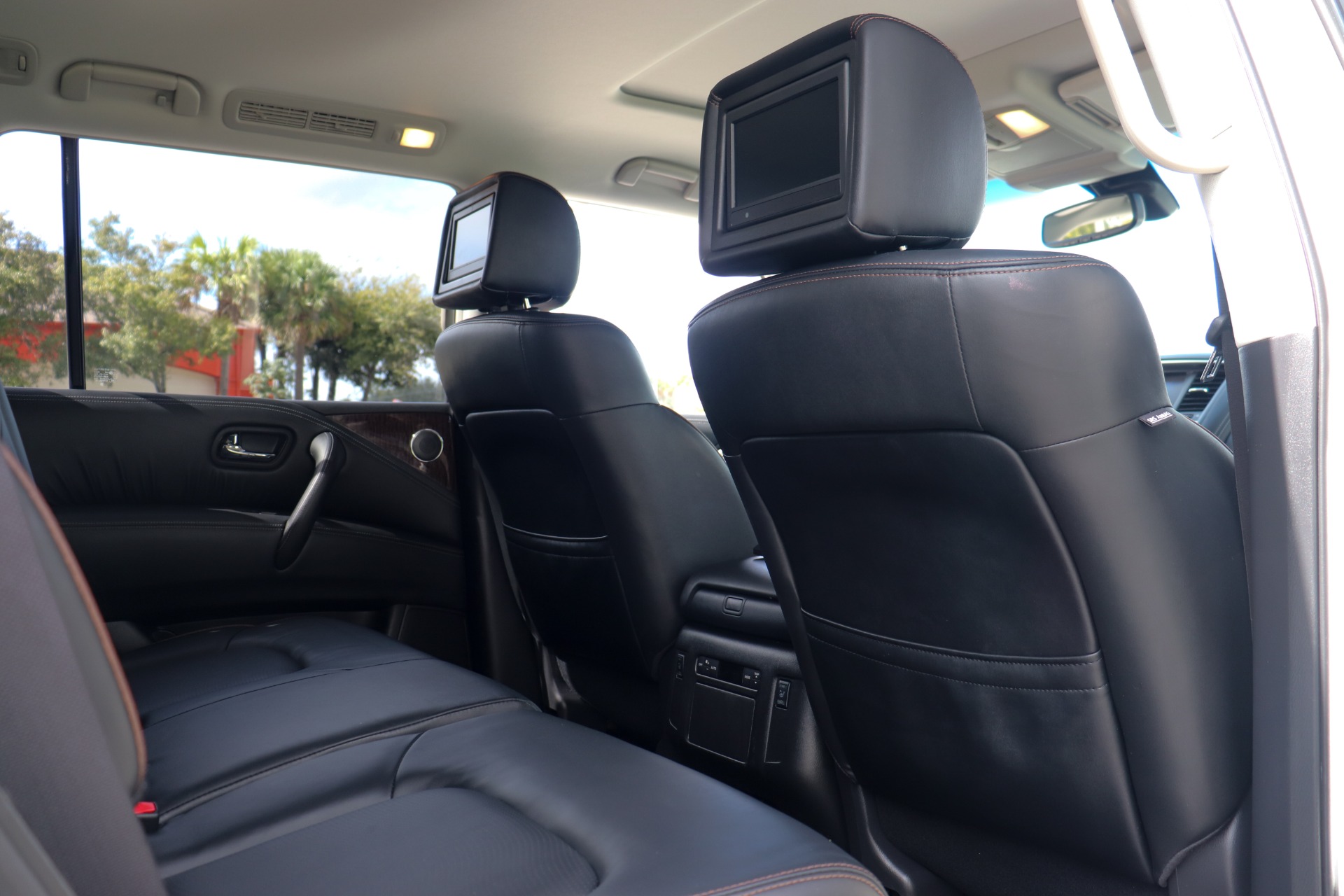 Used-2017-Nissan-Armada-Platinum