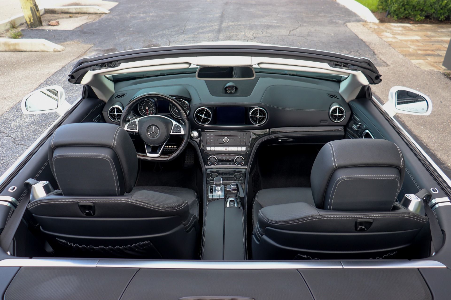 Used-2017-Mercedes-Benz-SL-Class-SL-450