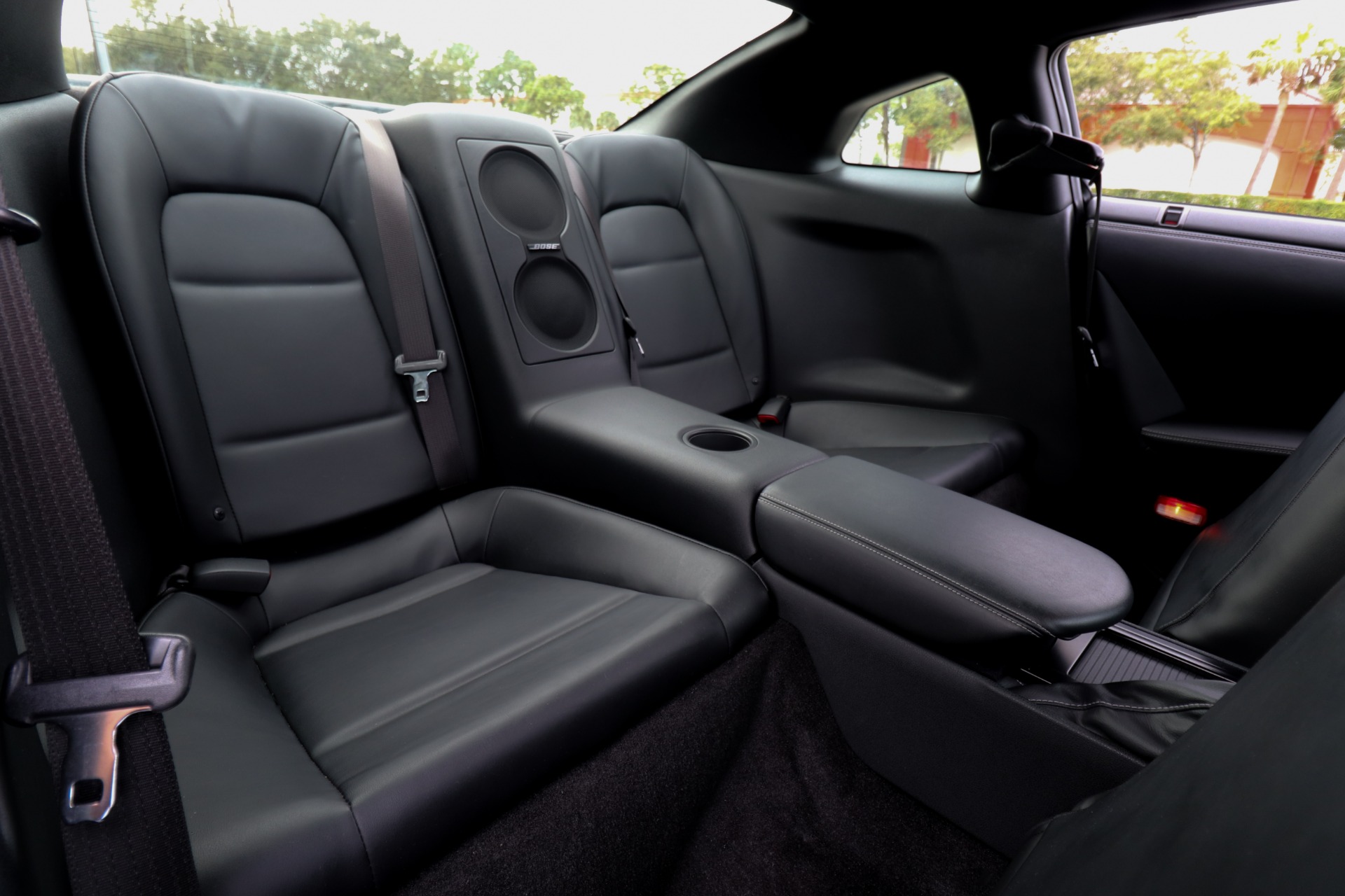 Used-2016-Nissan-GT-R-Black-Edition