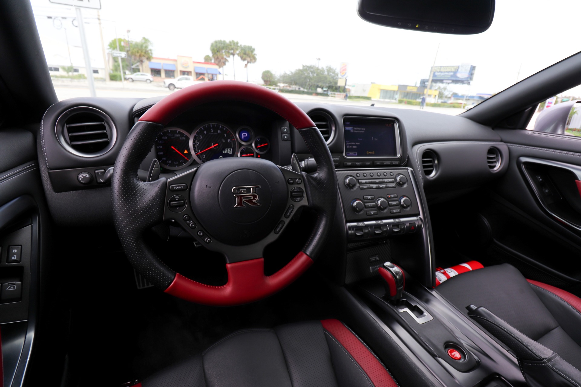 Used-2016-Nissan-GT-R-Black-Edition