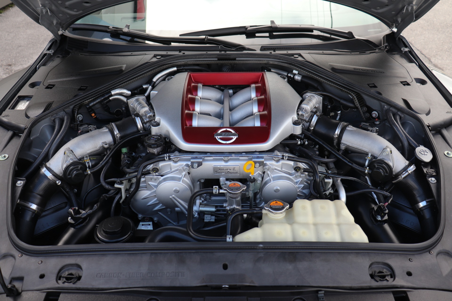 Used-2016-Nissan-GT-R-Black-Edition