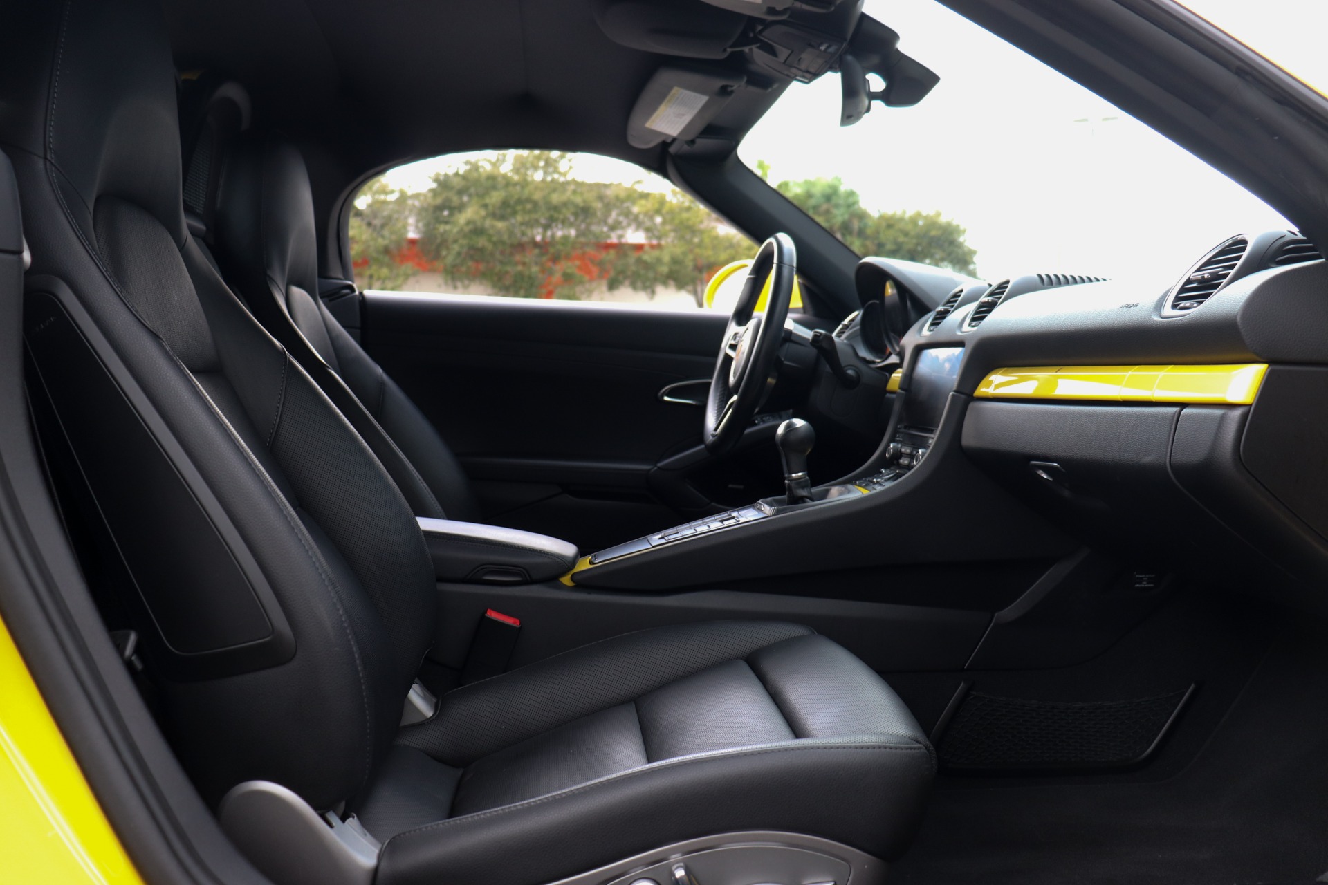 Used-2017-Porsche-718-Boxster-S