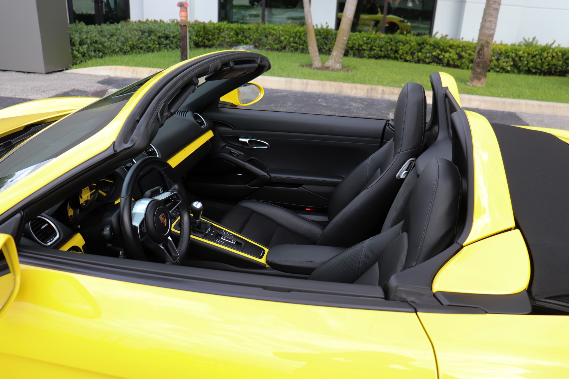 Used-2017-Porsche-718-Boxster-S
