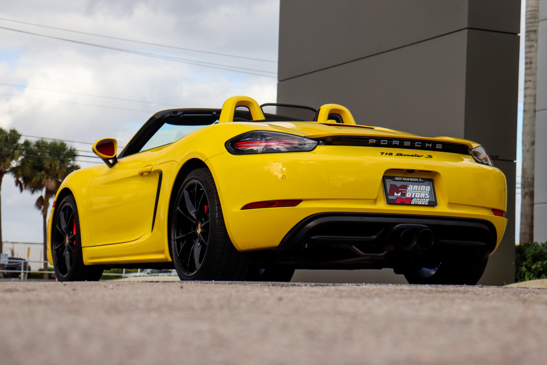 Used-2017-Porsche-718-Boxster-S