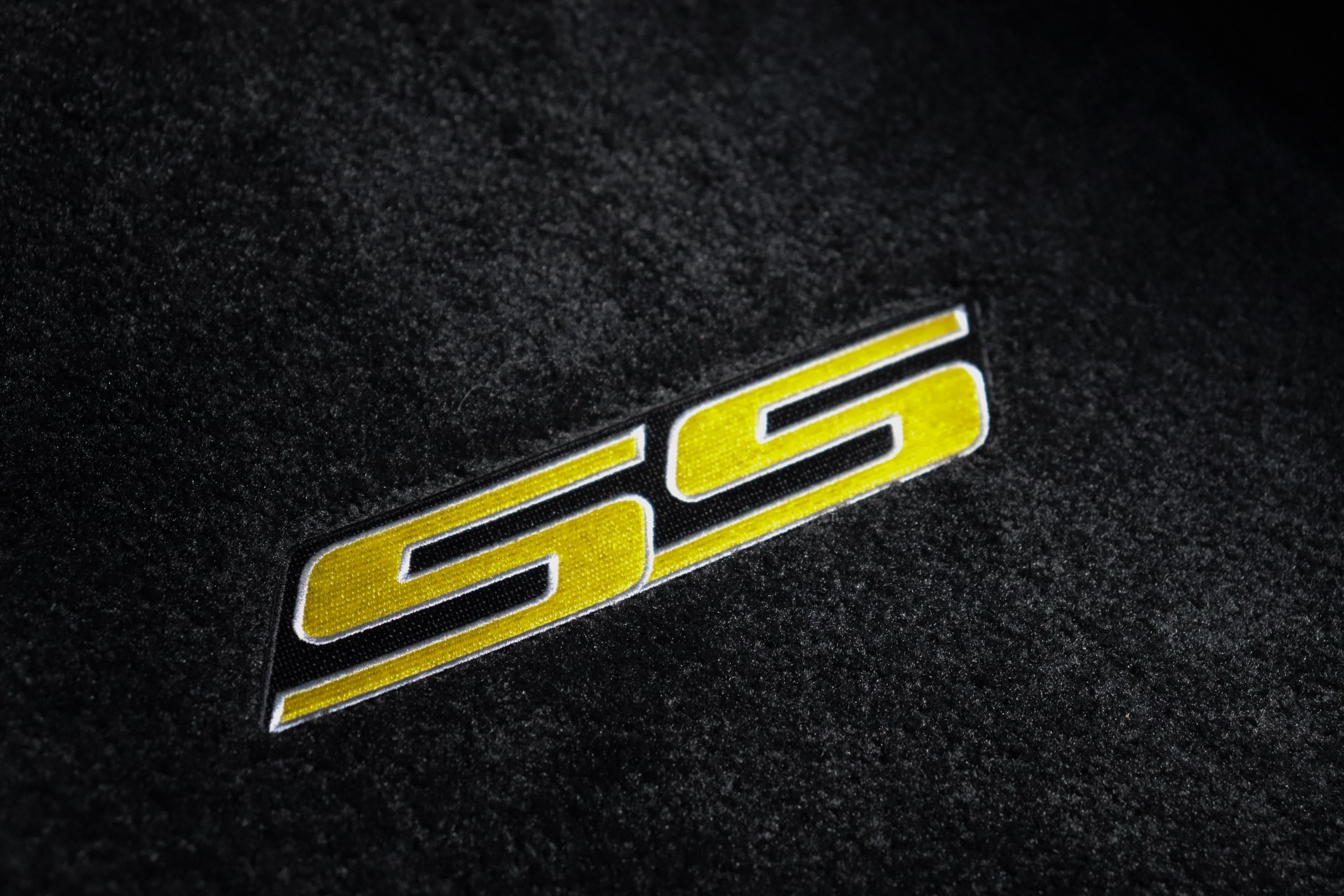 Used-2012-Chevrolet-Camaro-SS