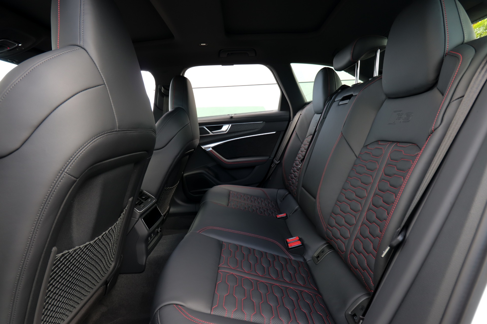 Used-2021-Audi-RS-6-40T-quattro-Avant