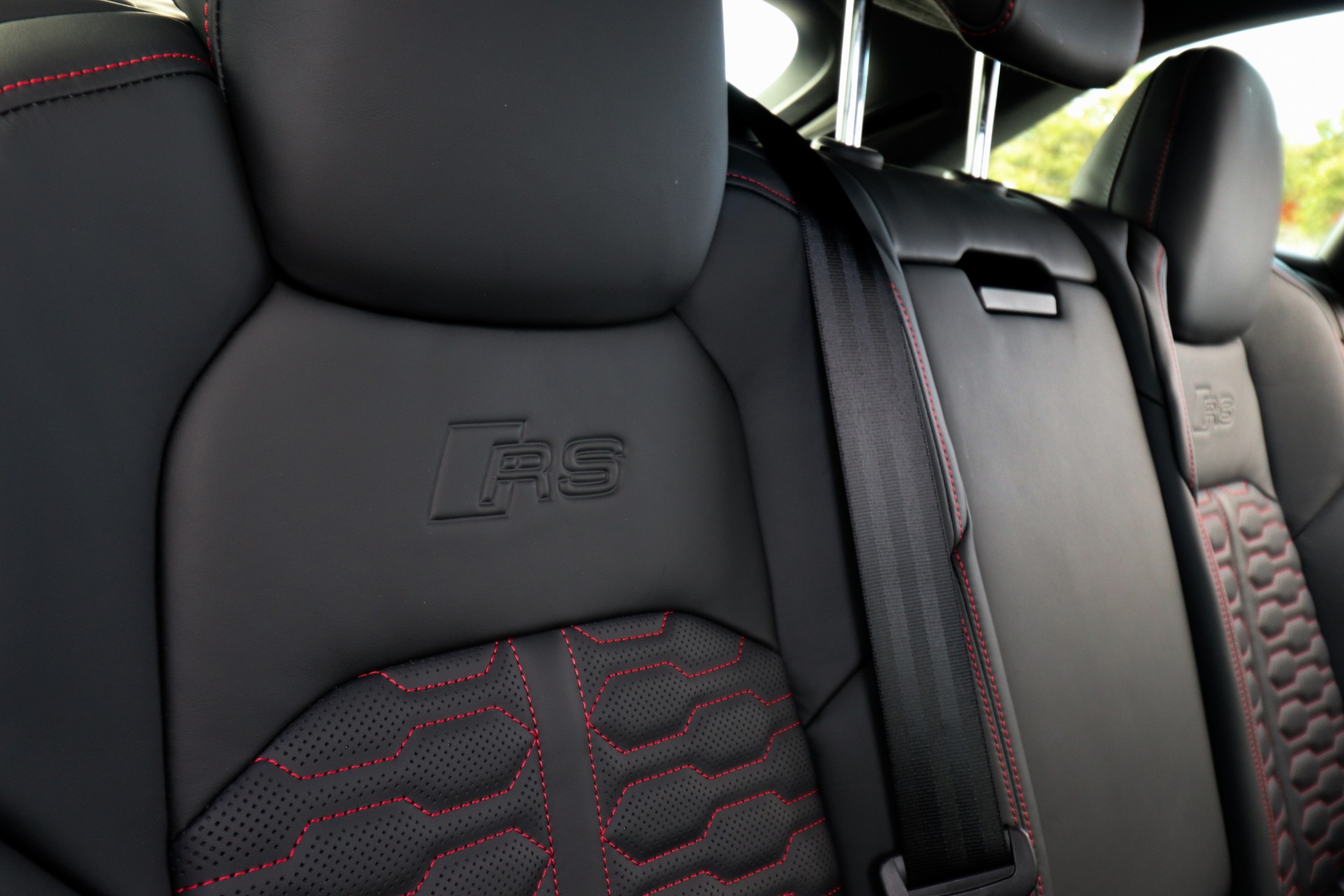 Used-2021-Audi-RS-6-40T-quattro-Avant