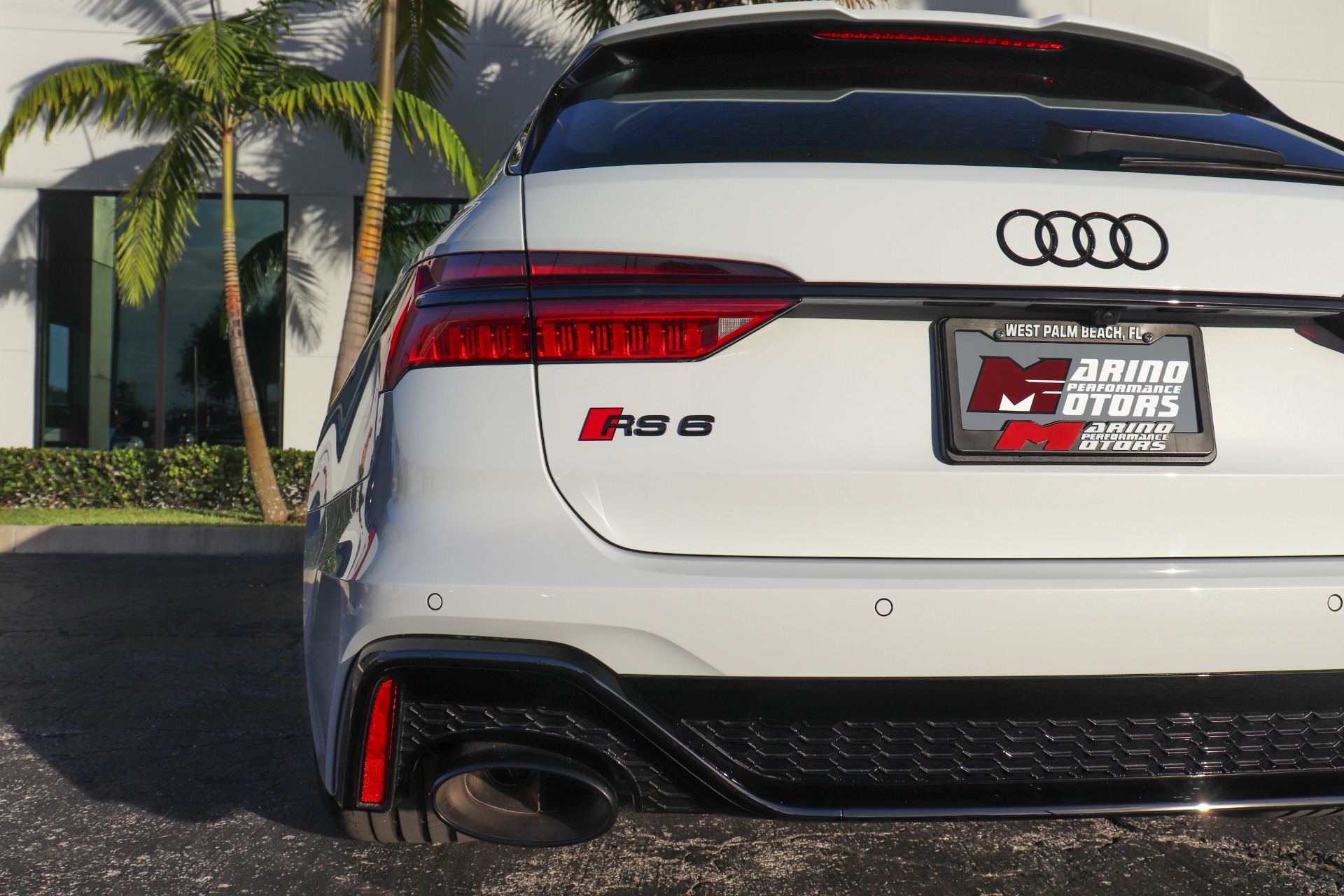Used-2021-Audi-RS-6-40T-quattro-Avant