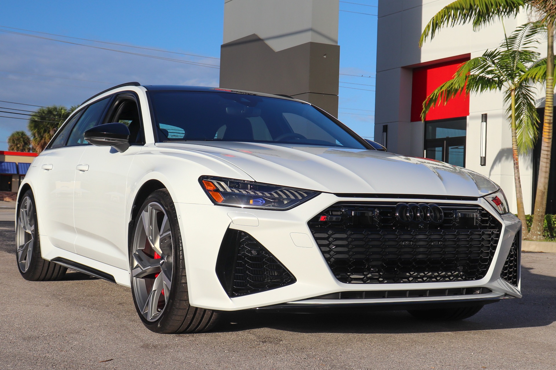Used-2021-Audi-RS-6-40T-quattro-Avant