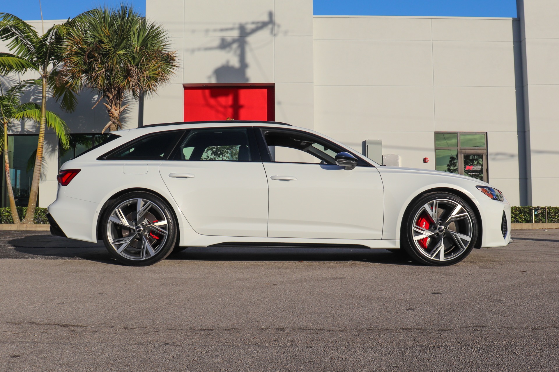 Used-2021-Audi-RS-6-40T-quattro-Avant