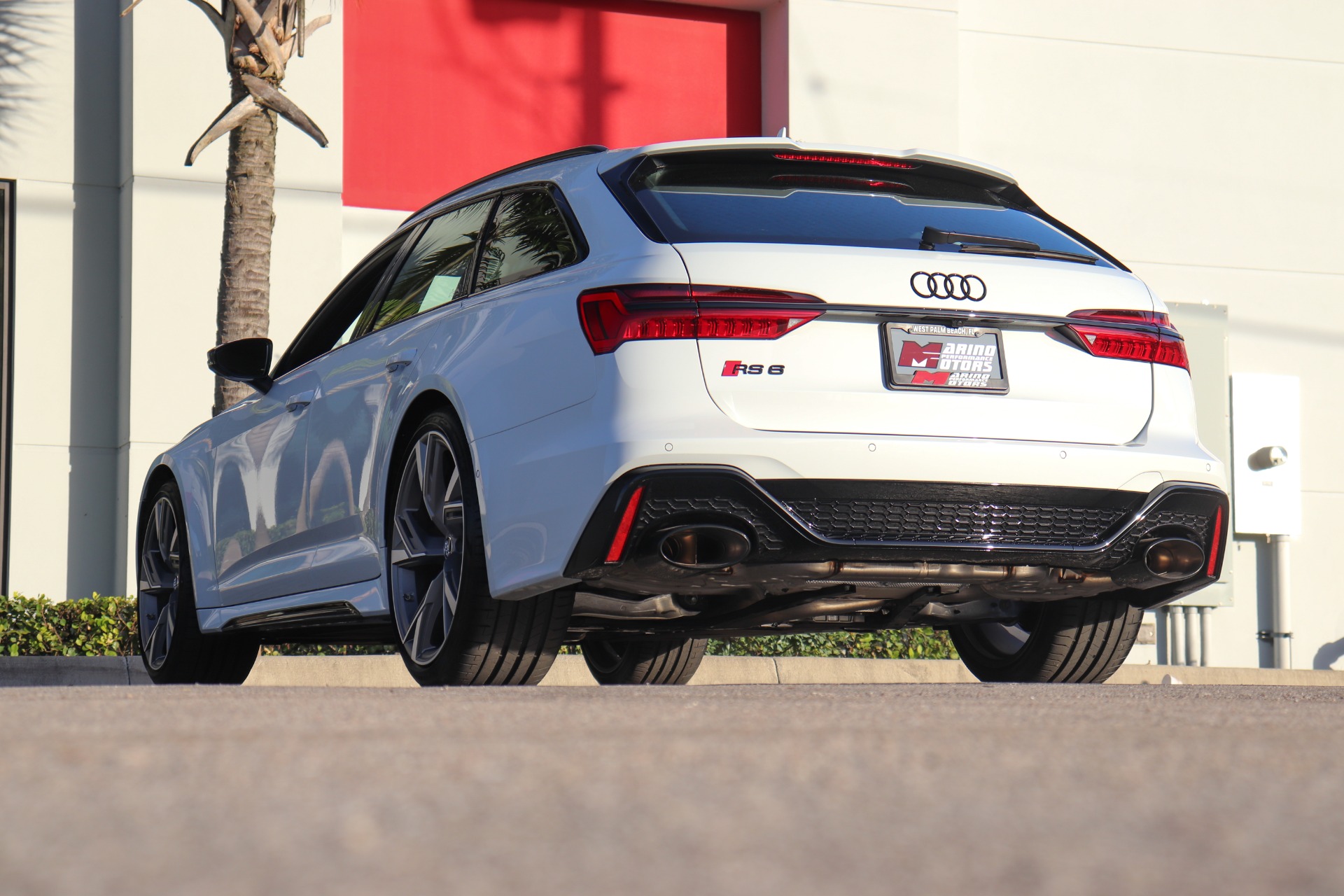 Used-2021-Audi-RS-6-40T-quattro-Avant