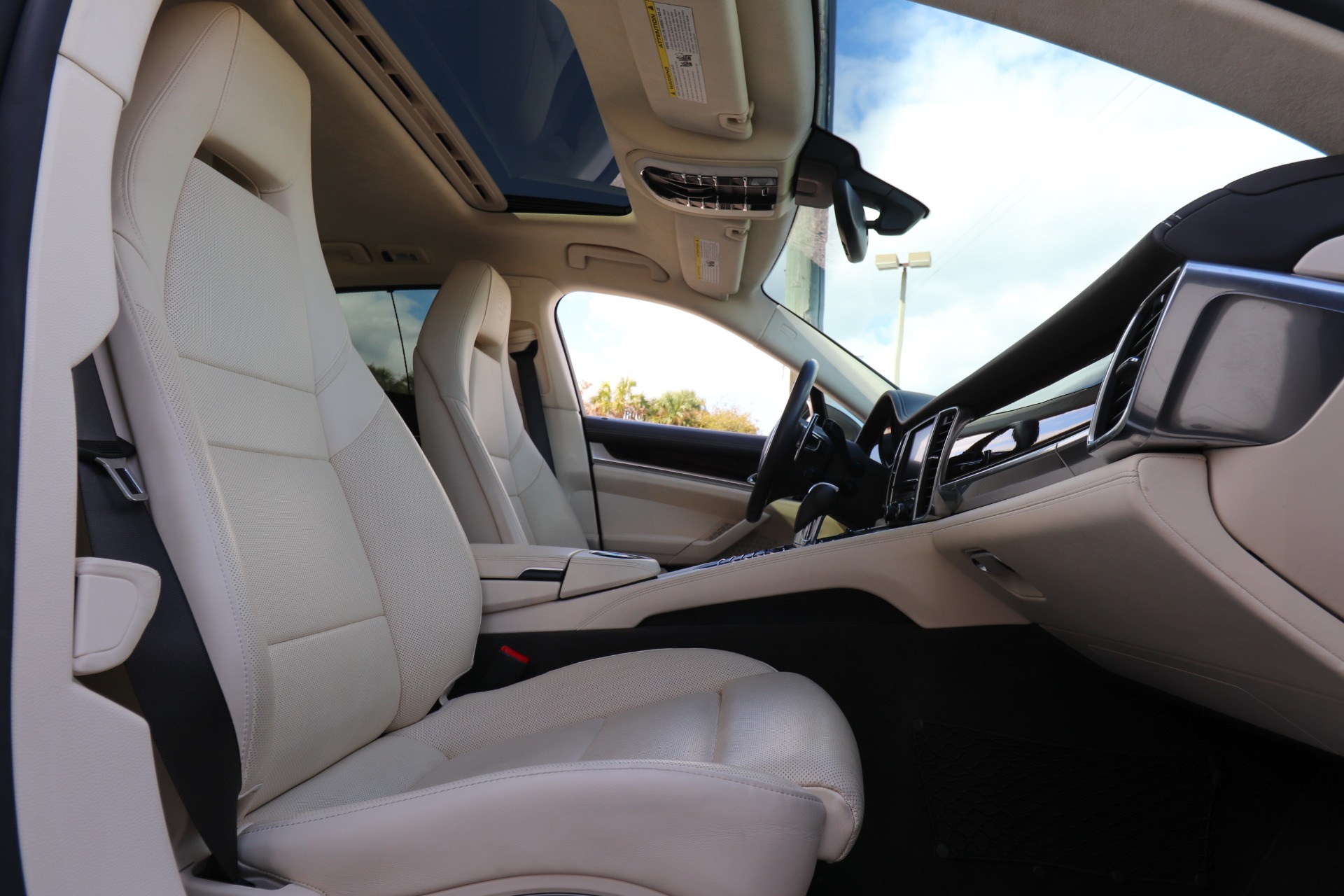 Used-2013-Porsche-Panamera-Turbo