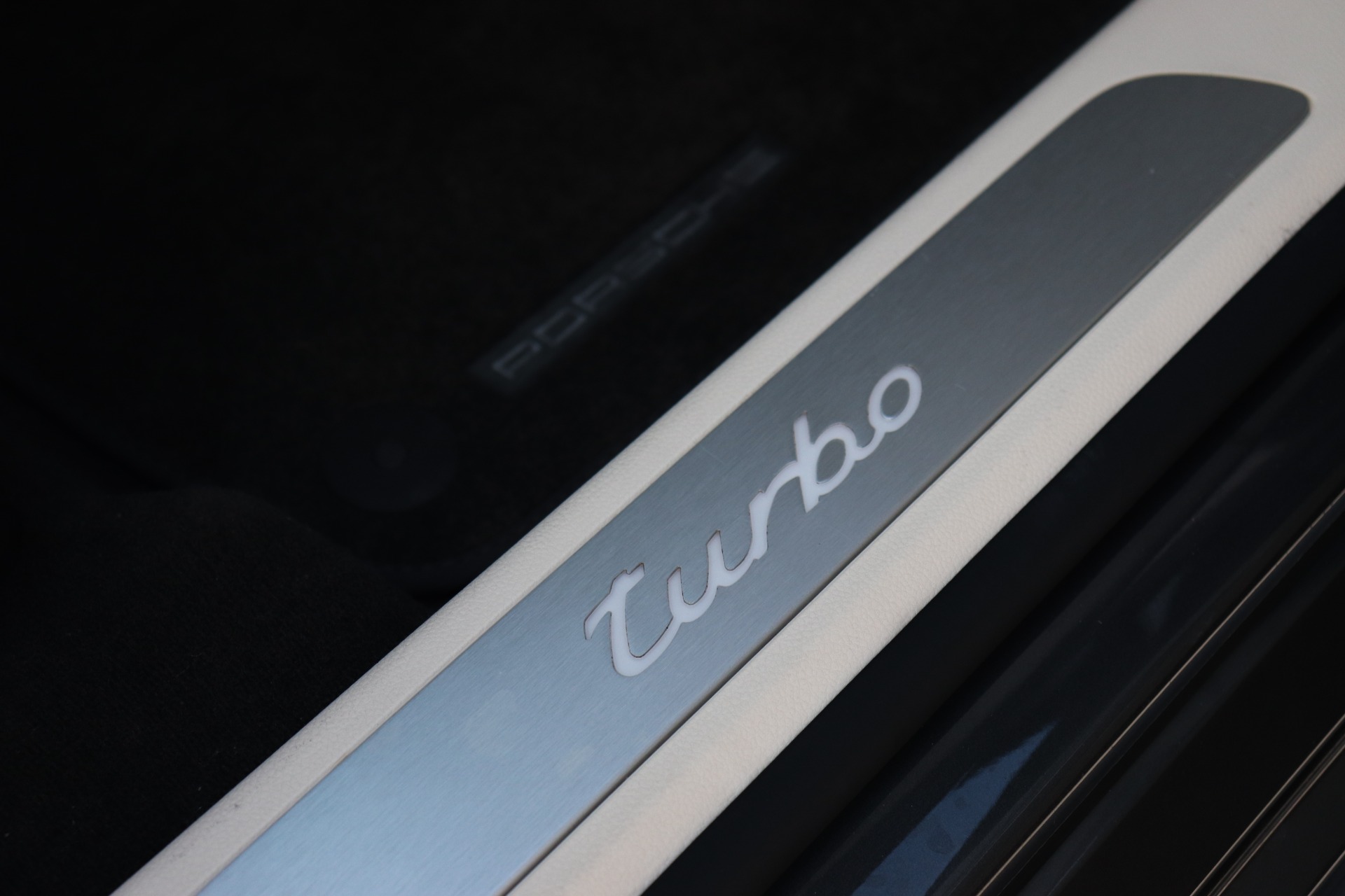 Used-2013-Porsche-Panamera-Turbo
