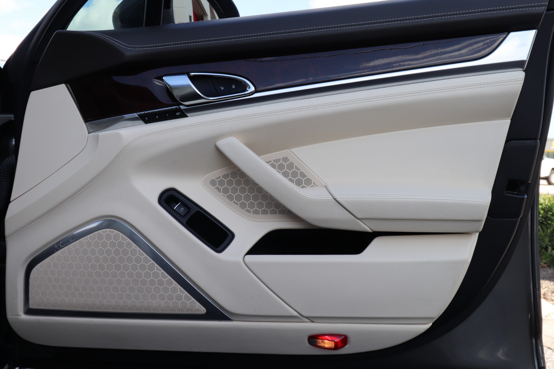 Used-2013-Porsche-Panamera-Turbo
