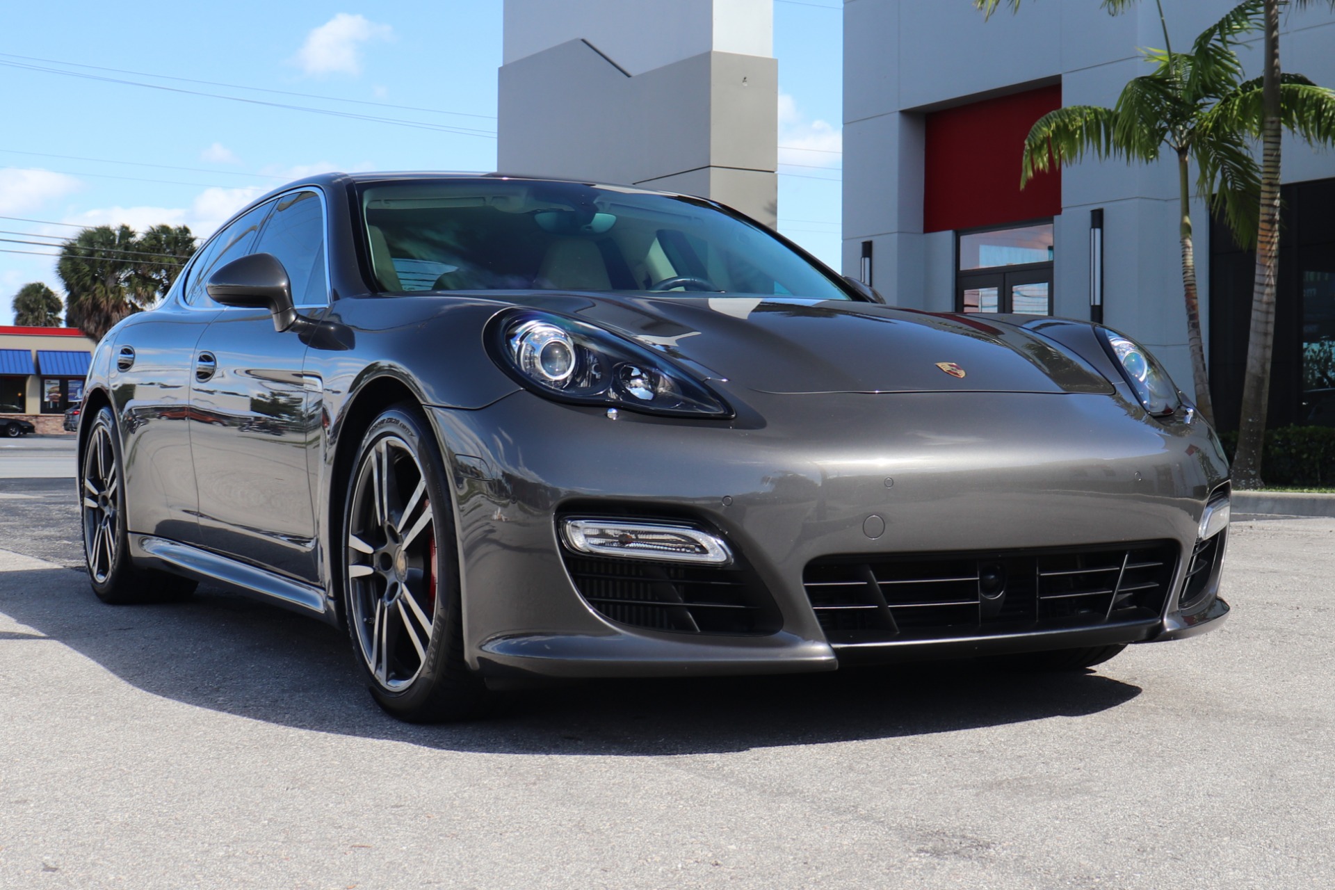 Used-2013-Porsche-Panamera-Turbo
