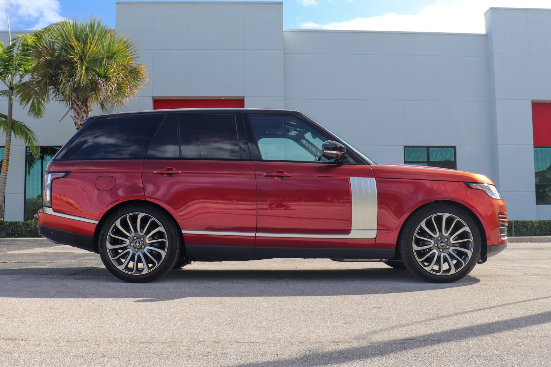 Used-2020-Land-Rover-Range-Rover-P525-HSE