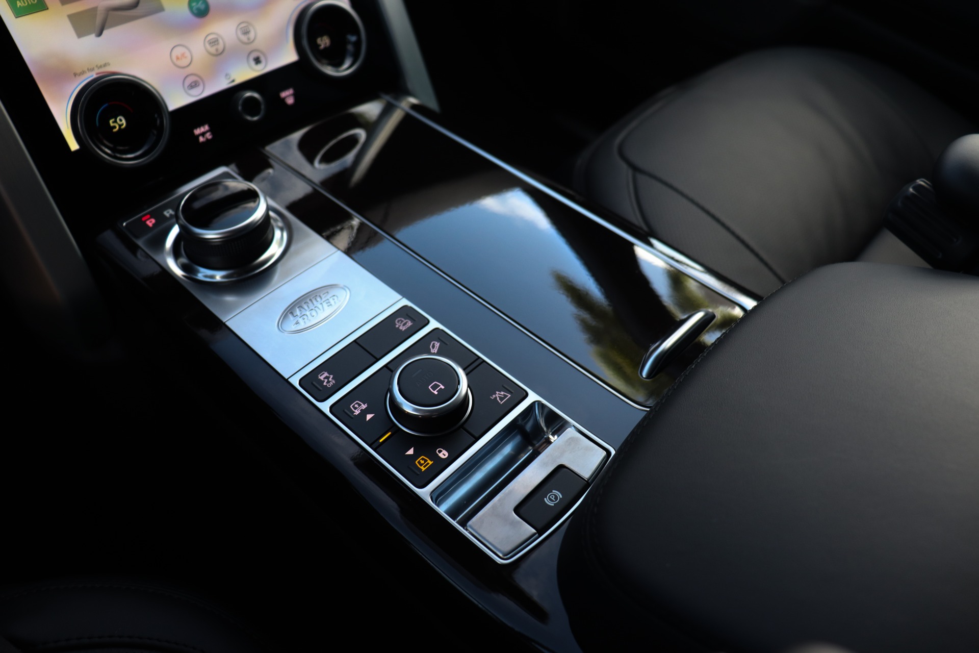 Used-2020-Land-Rover-Range-Rover-P525-HSE