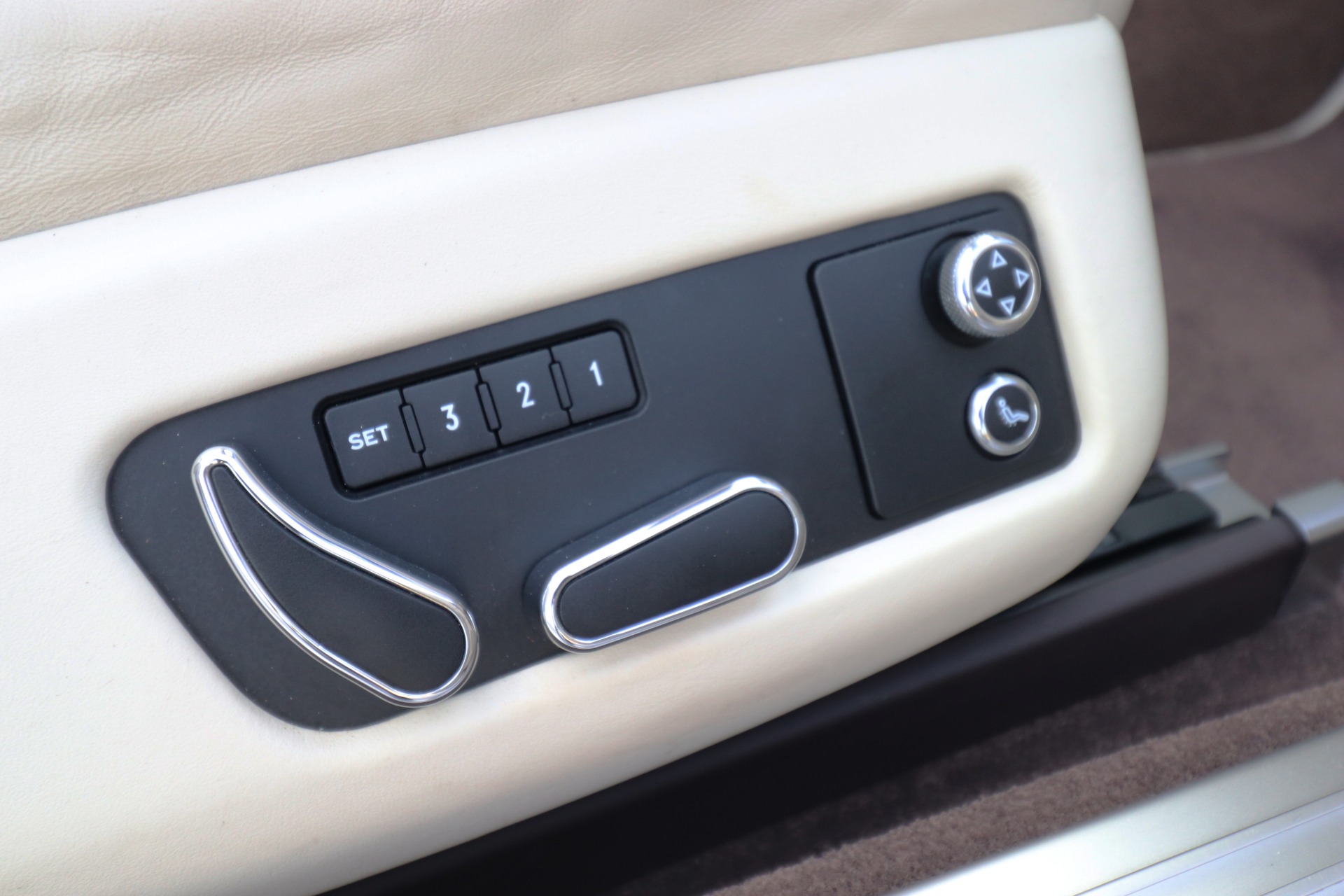 Used-2015-Bentley-Continental-GT-V8-Convertible