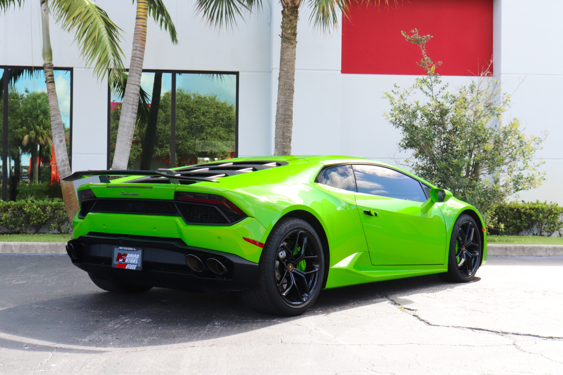 Used-2018-Lamborghini-Huracan-LP-580-2