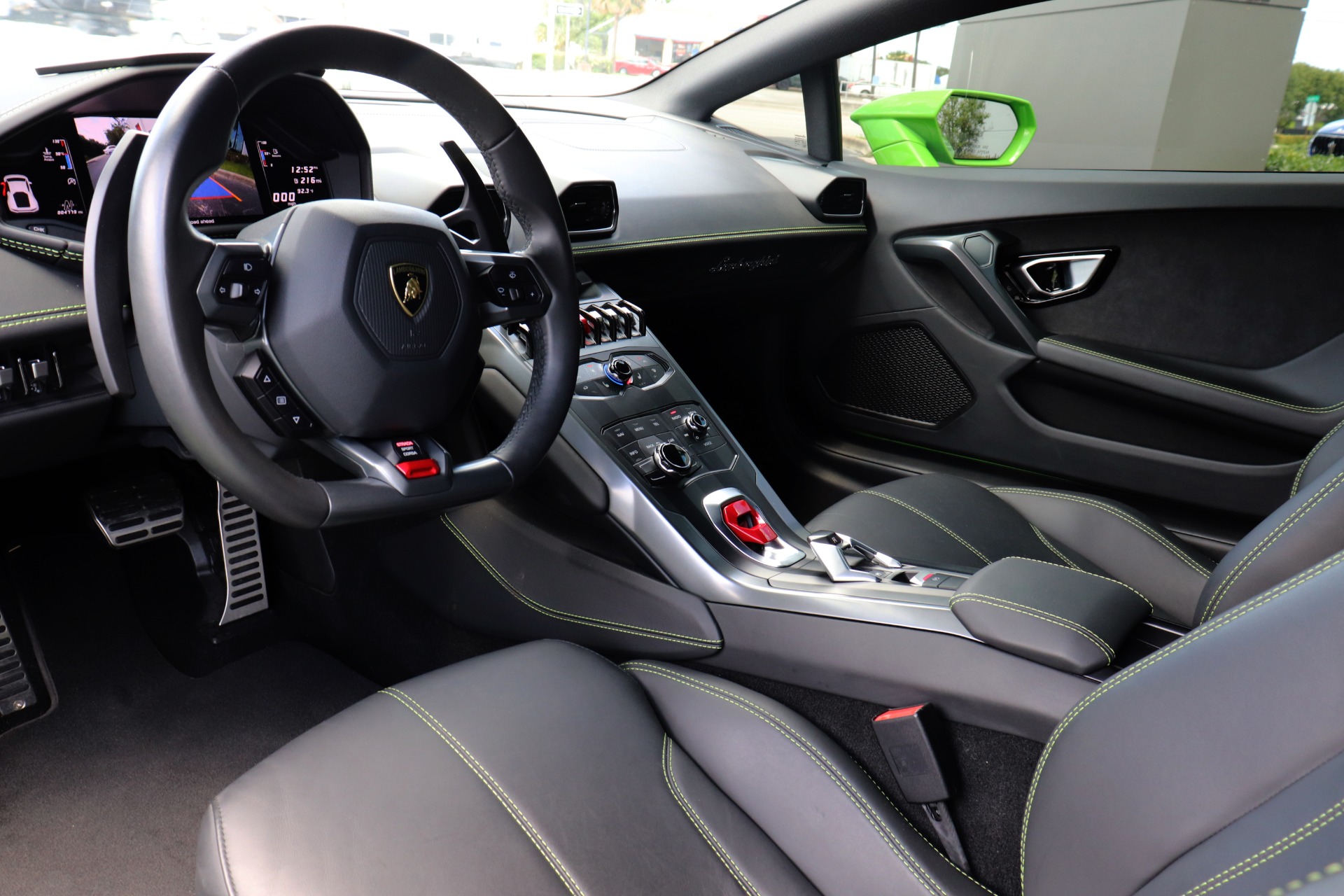 Used-2018-Lamborghini-Huracan-LP-580-2