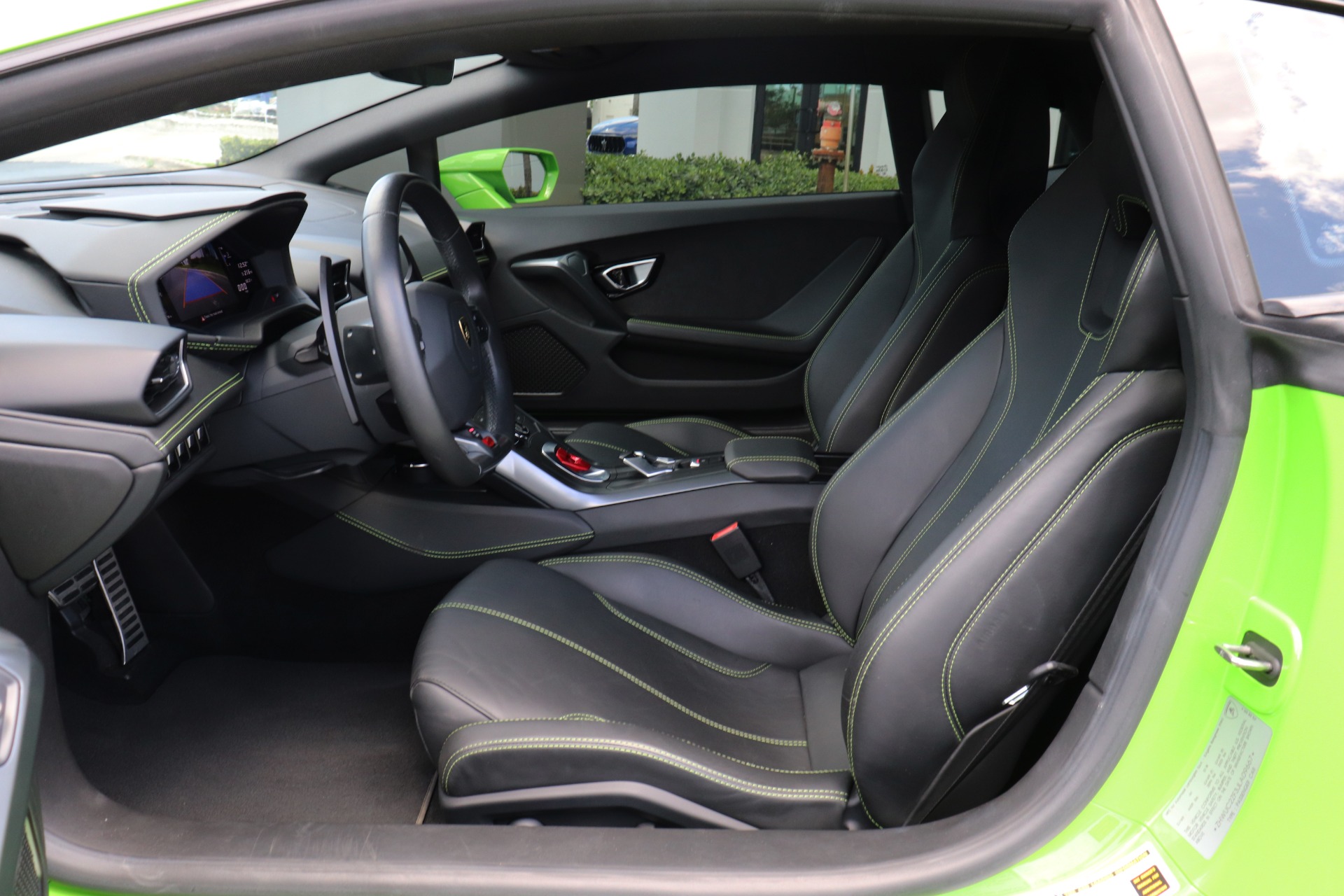 Used-2018-Lamborghini-Huracan-LP-580-2