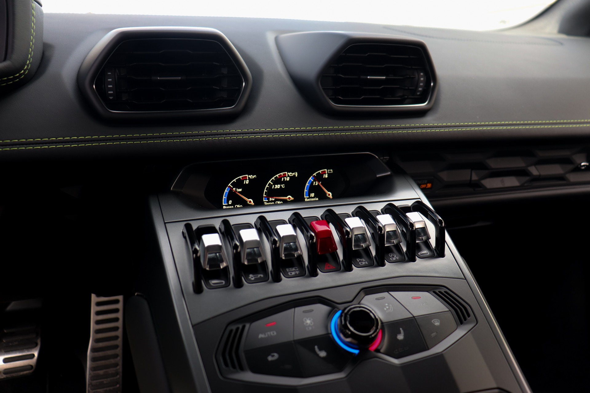 Used-2018-Lamborghini-Huracan-LP-580-2
