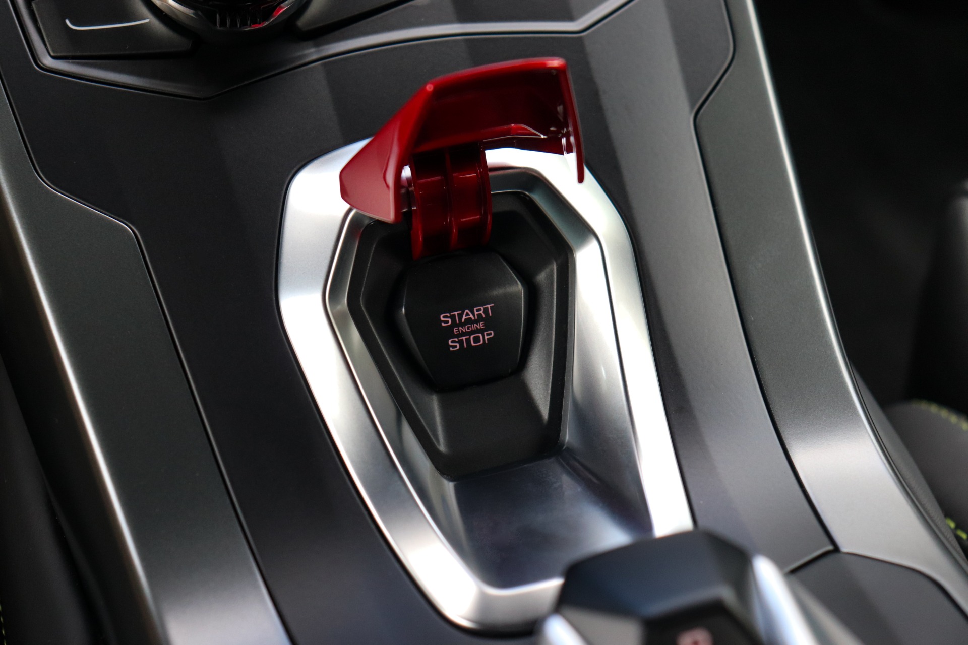 Used-2018-Lamborghini-Huracan-LP-580-2