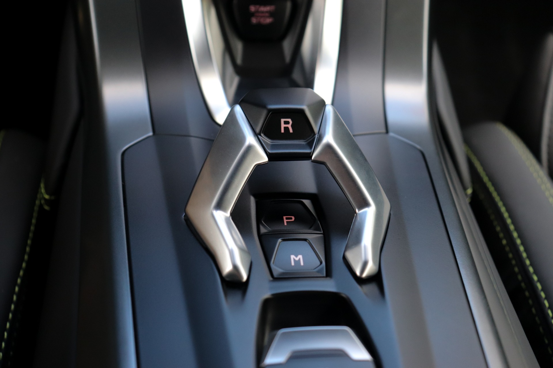 Used-2018-Lamborghini-Huracan-LP-580-2