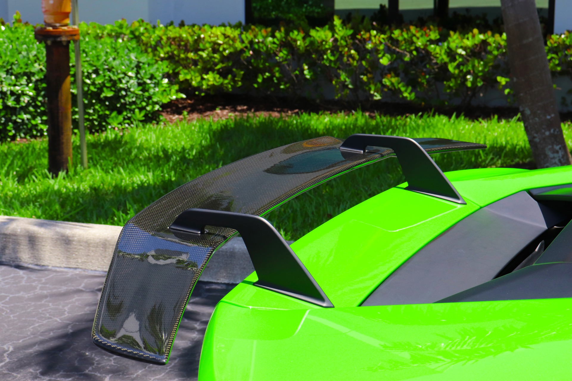 Used-2018-Lamborghini-Huracan-LP-580-2