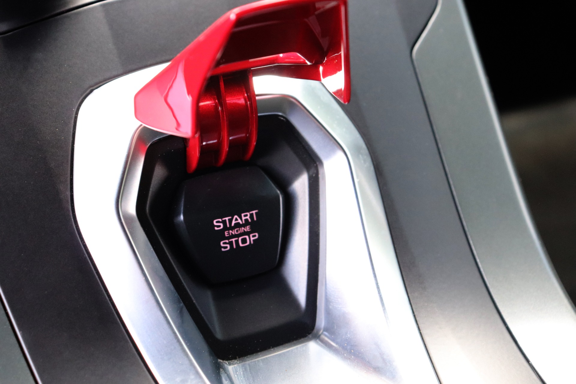 Used-2018-Lamborghini-Huracan-LP-580-2