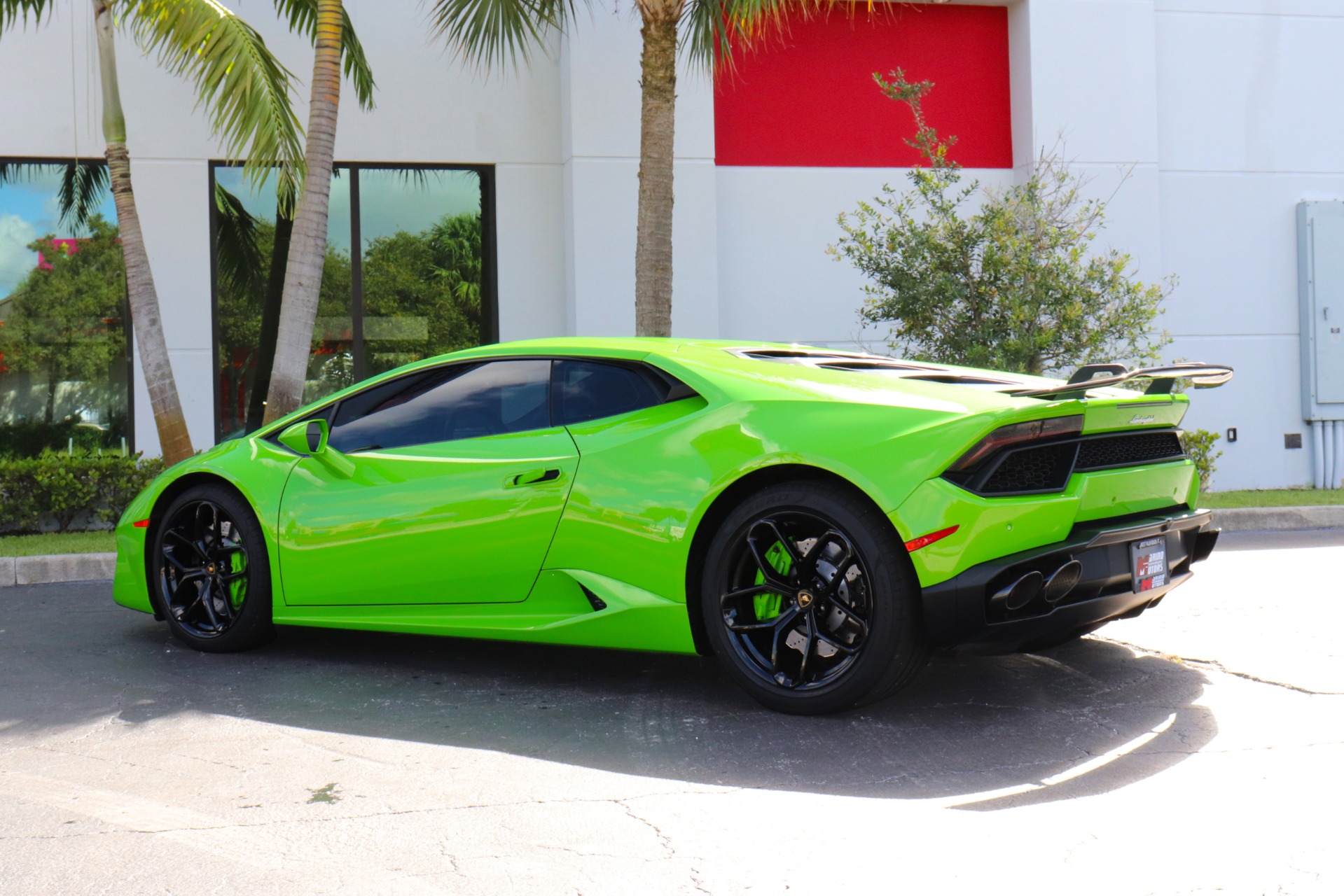 Used-2018-Lamborghini-Huracan-LP-580-2