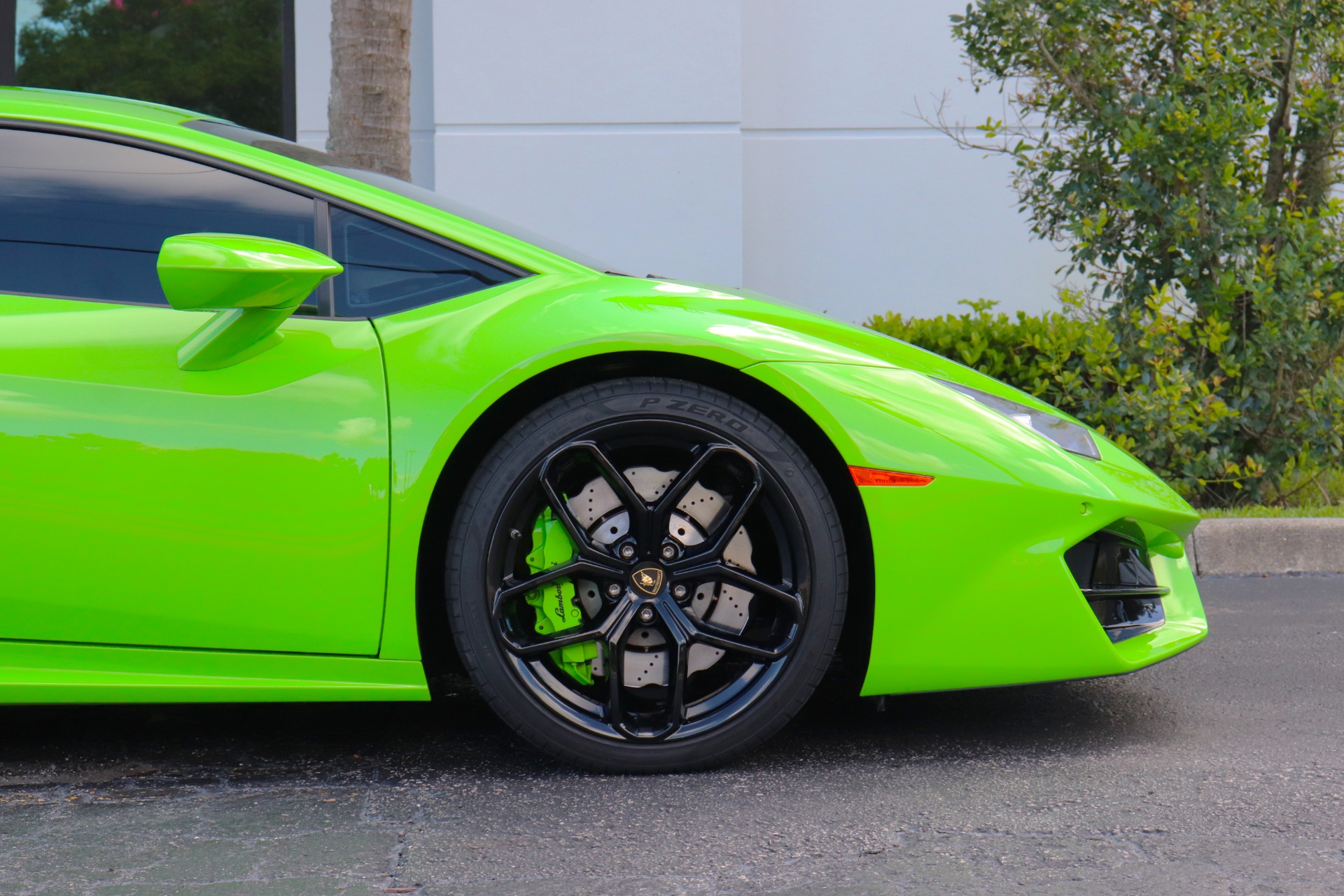 Used-2018-Lamborghini-Huracan-LP-580-2