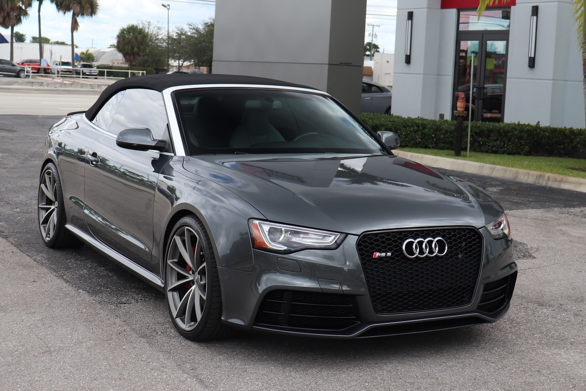 Used-2015-Audi-RS-5-42-quattro