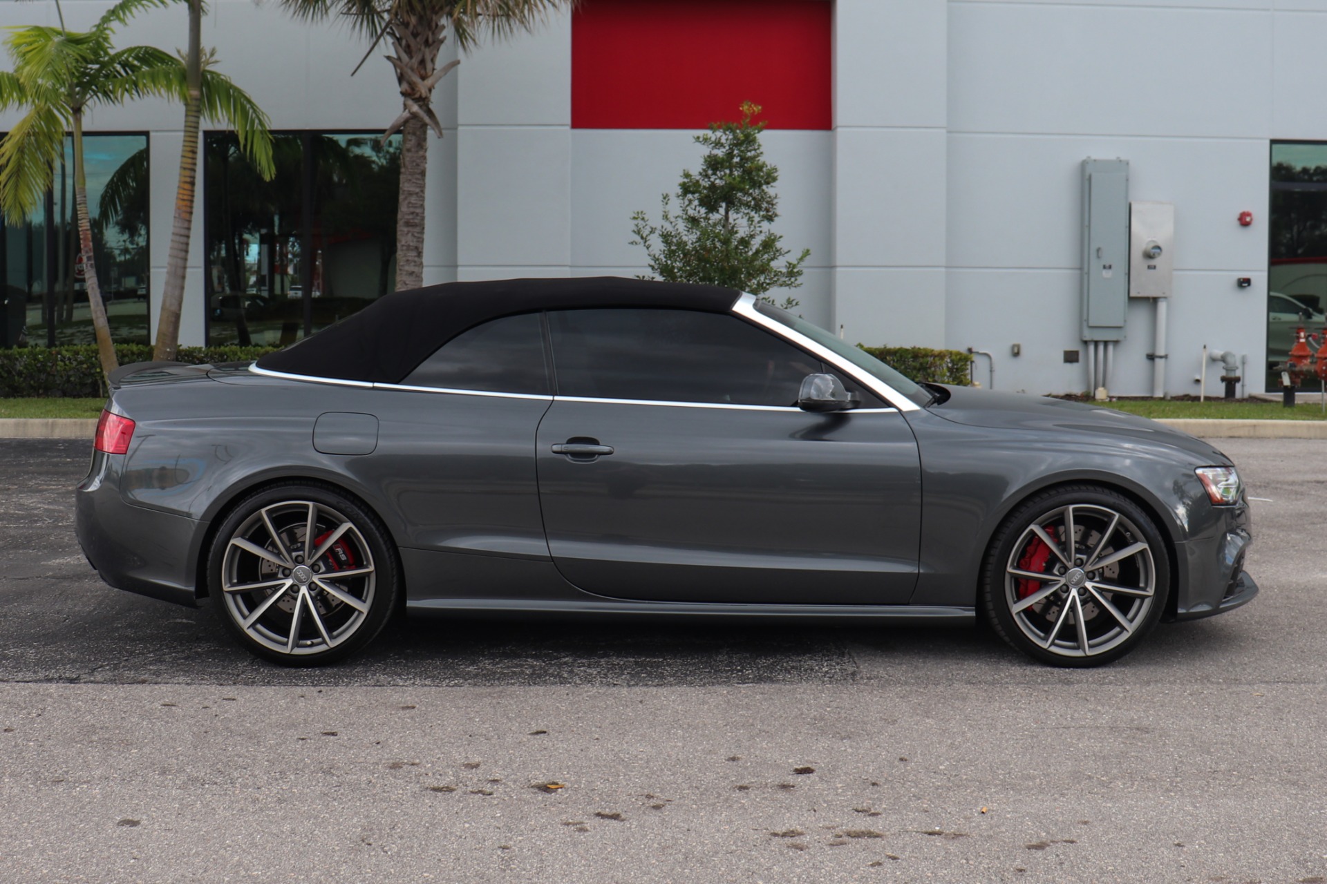 Used-2015-Audi-RS-5-42-quattro