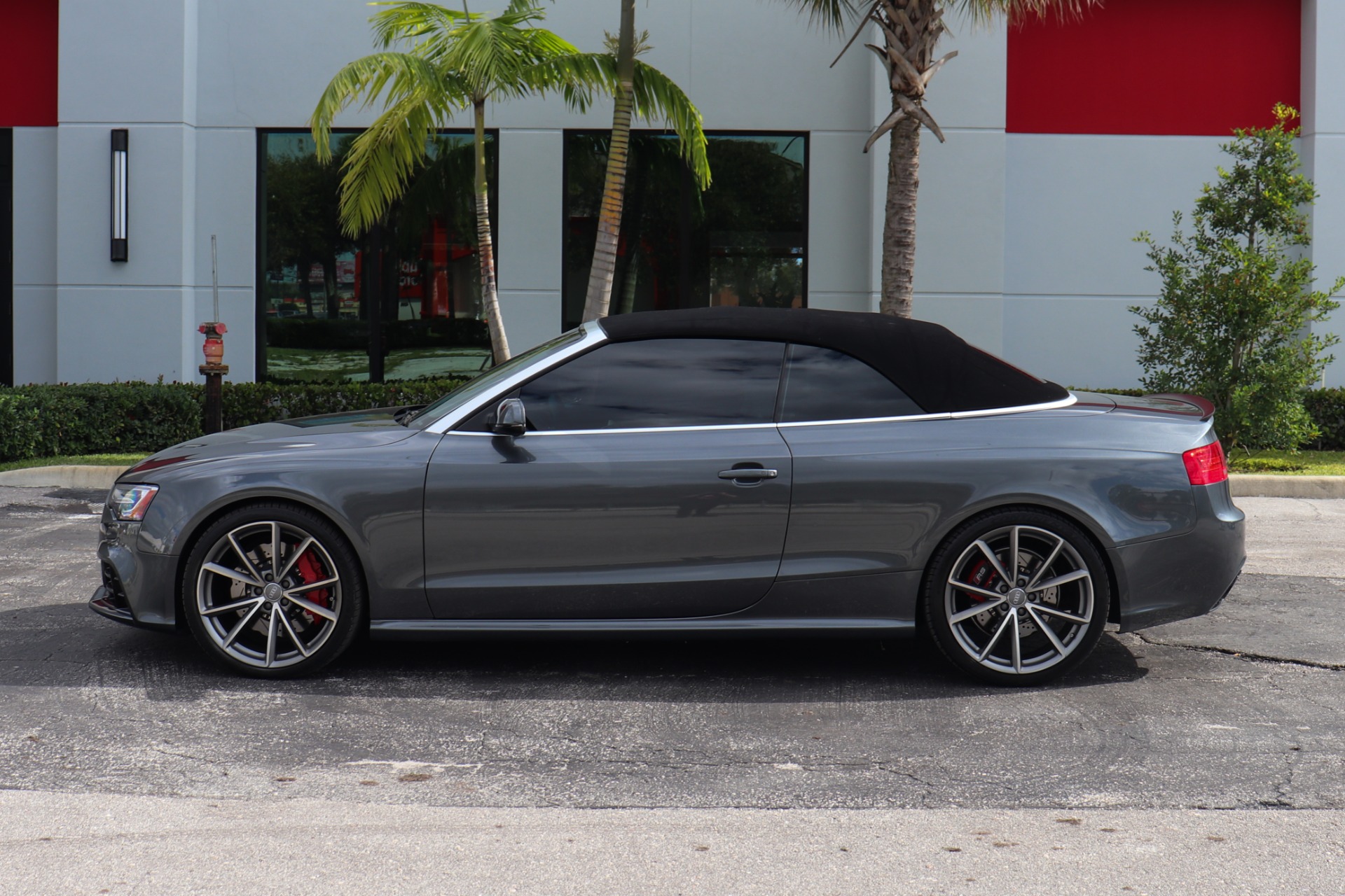 Used-2015-Audi-RS-5-42-quattro