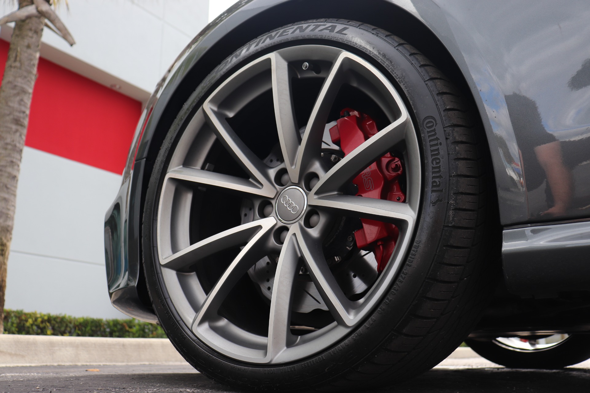 Used-2015-Audi-RS-5-42-quattro