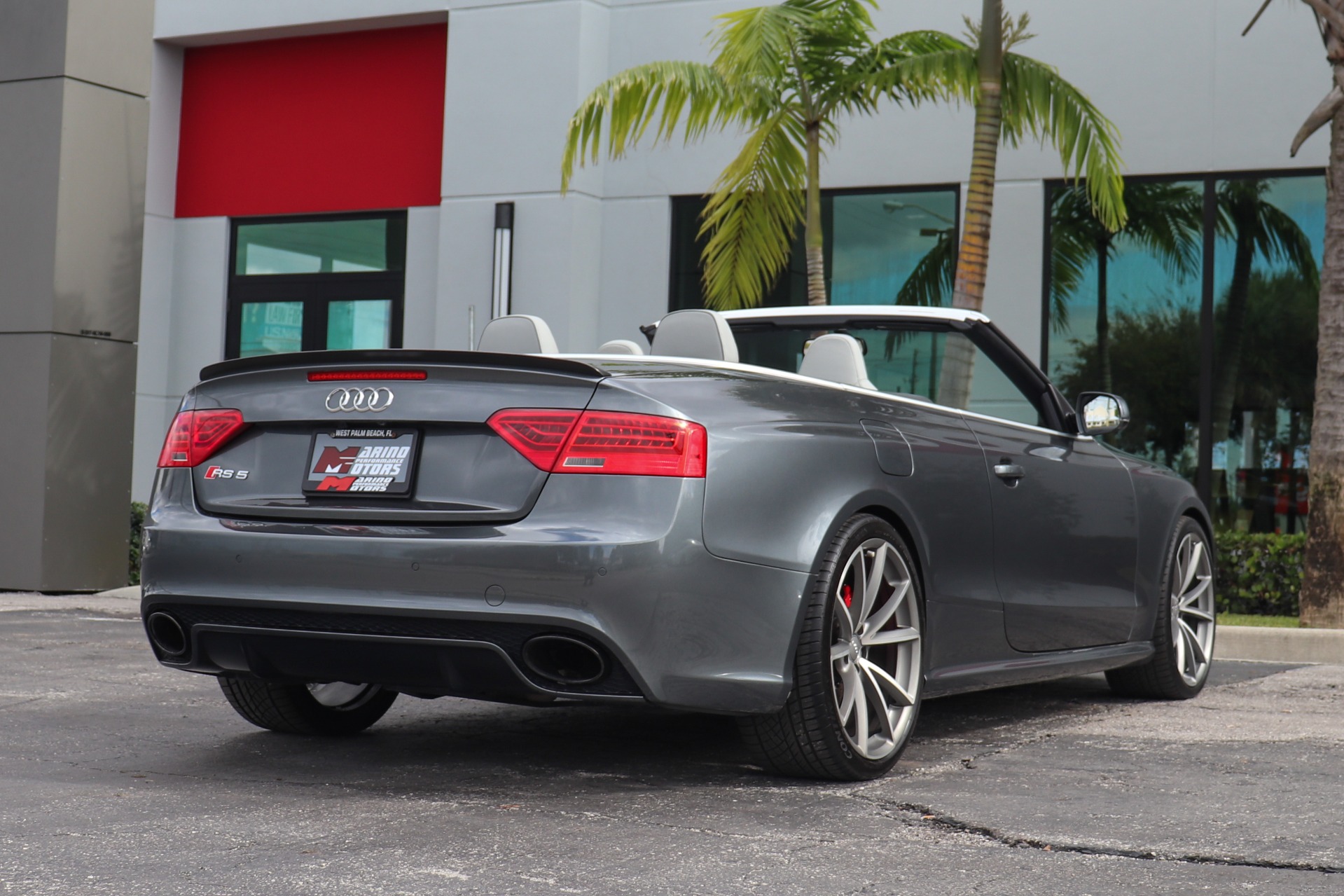 Used-2015-Audi-RS-5-42-quattro