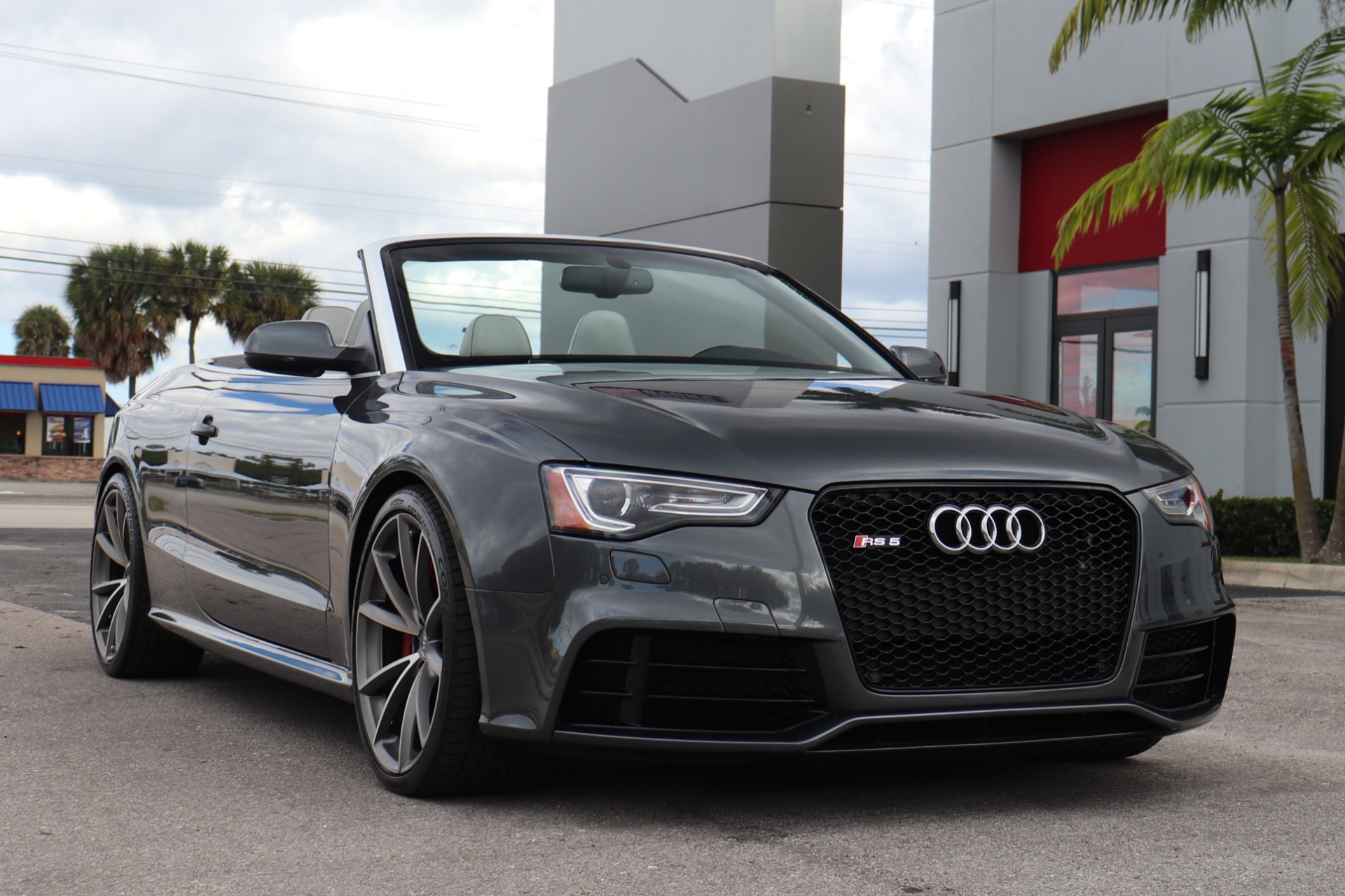 Used-2015-Audi-RS-5-42-quattro