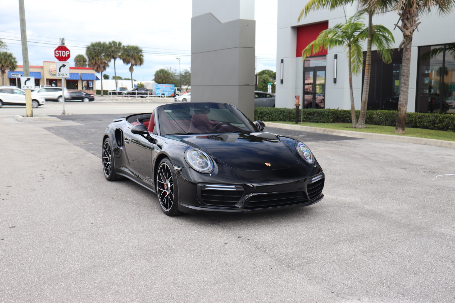 Used-2018-Porsche-911-Turbo