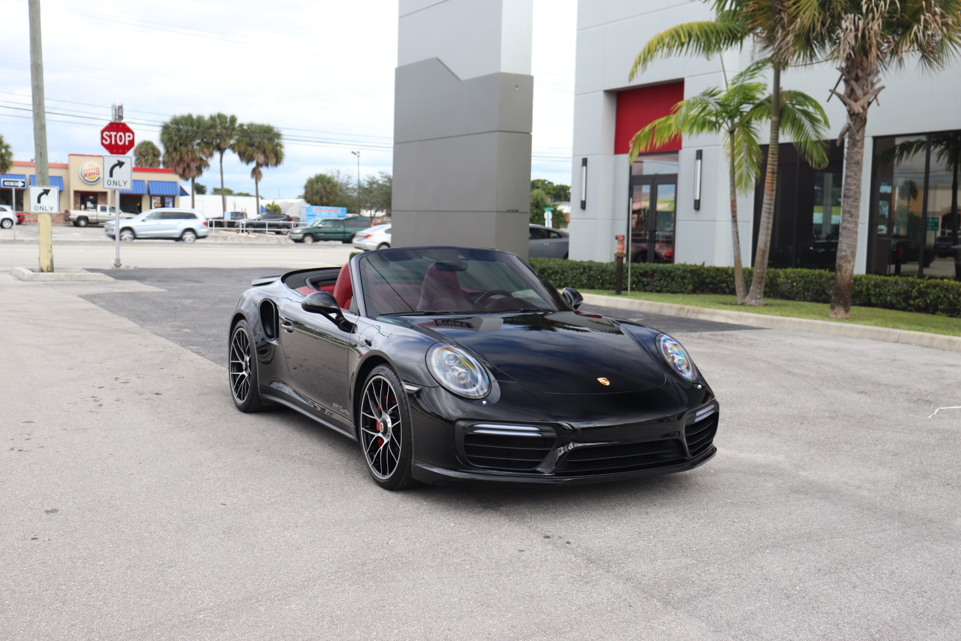 Used-2018-Porsche-911-Turbo