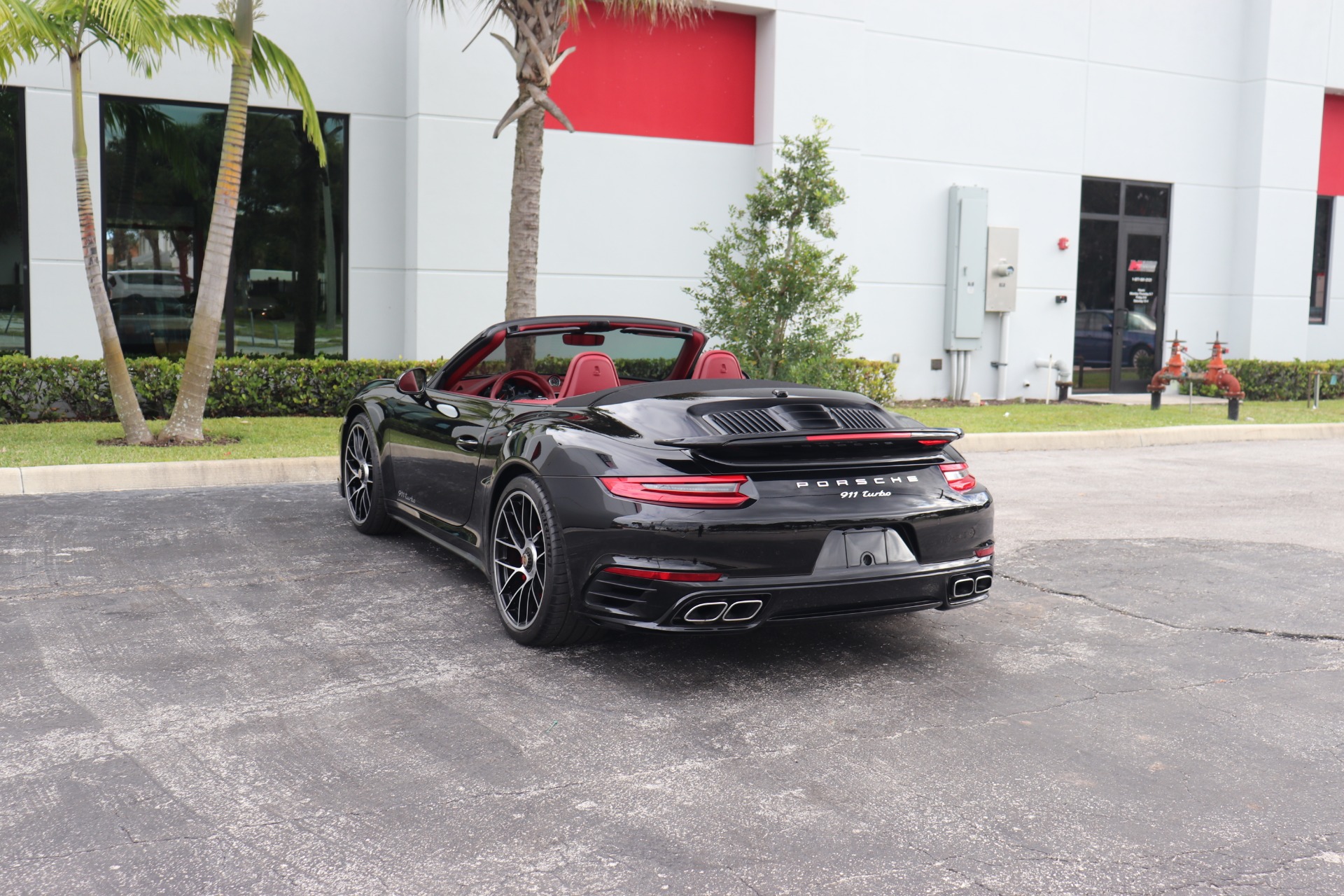 Used-2018-Porsche-911-Turbo