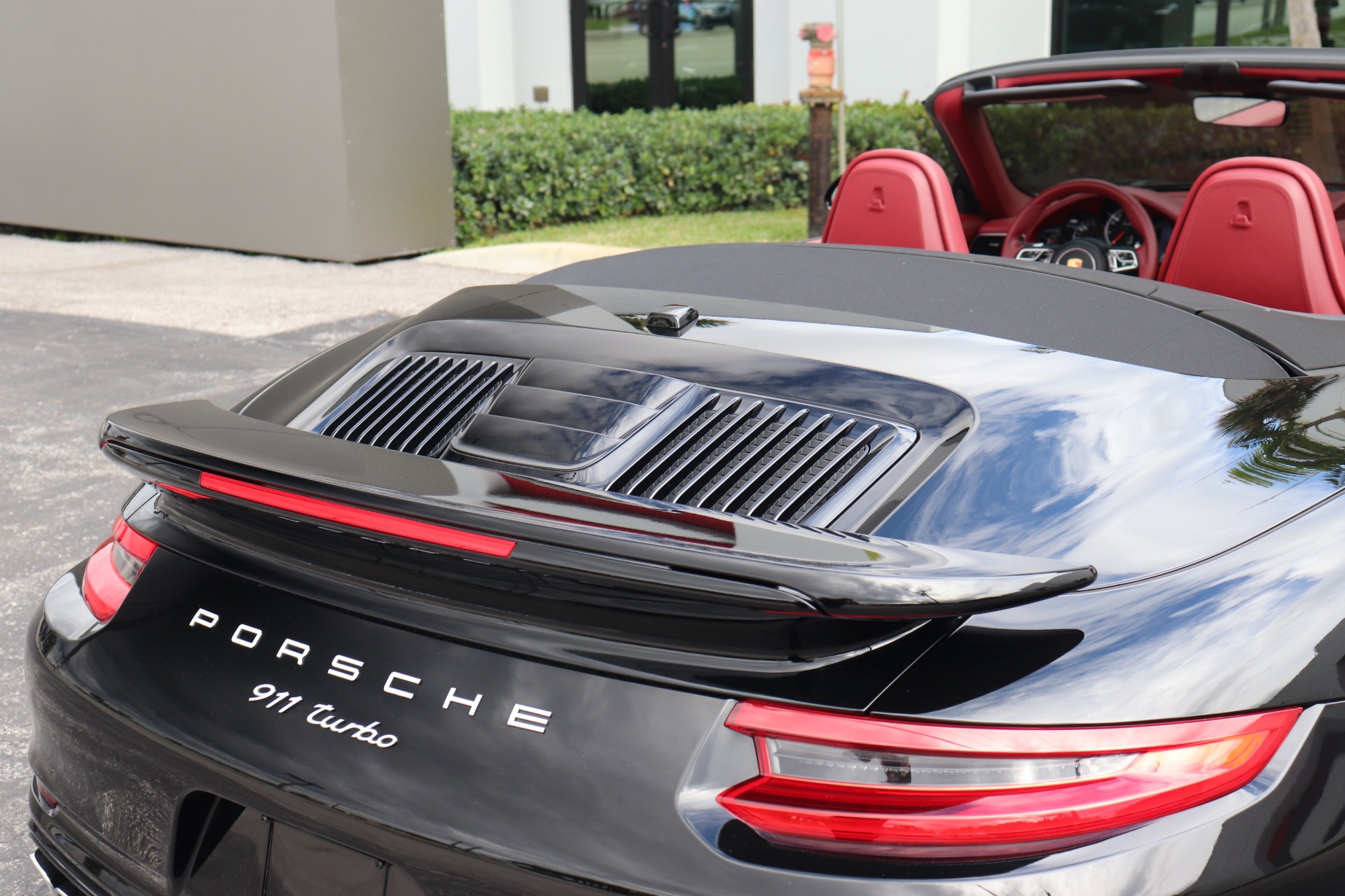 Used-2018-Porsche-911-Turbo