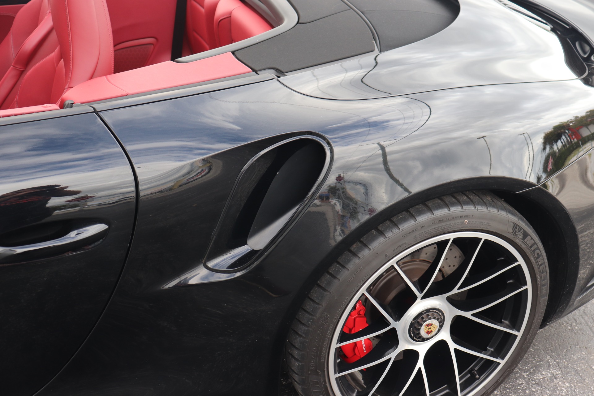 Used-2018-Porsche-911-Turbo